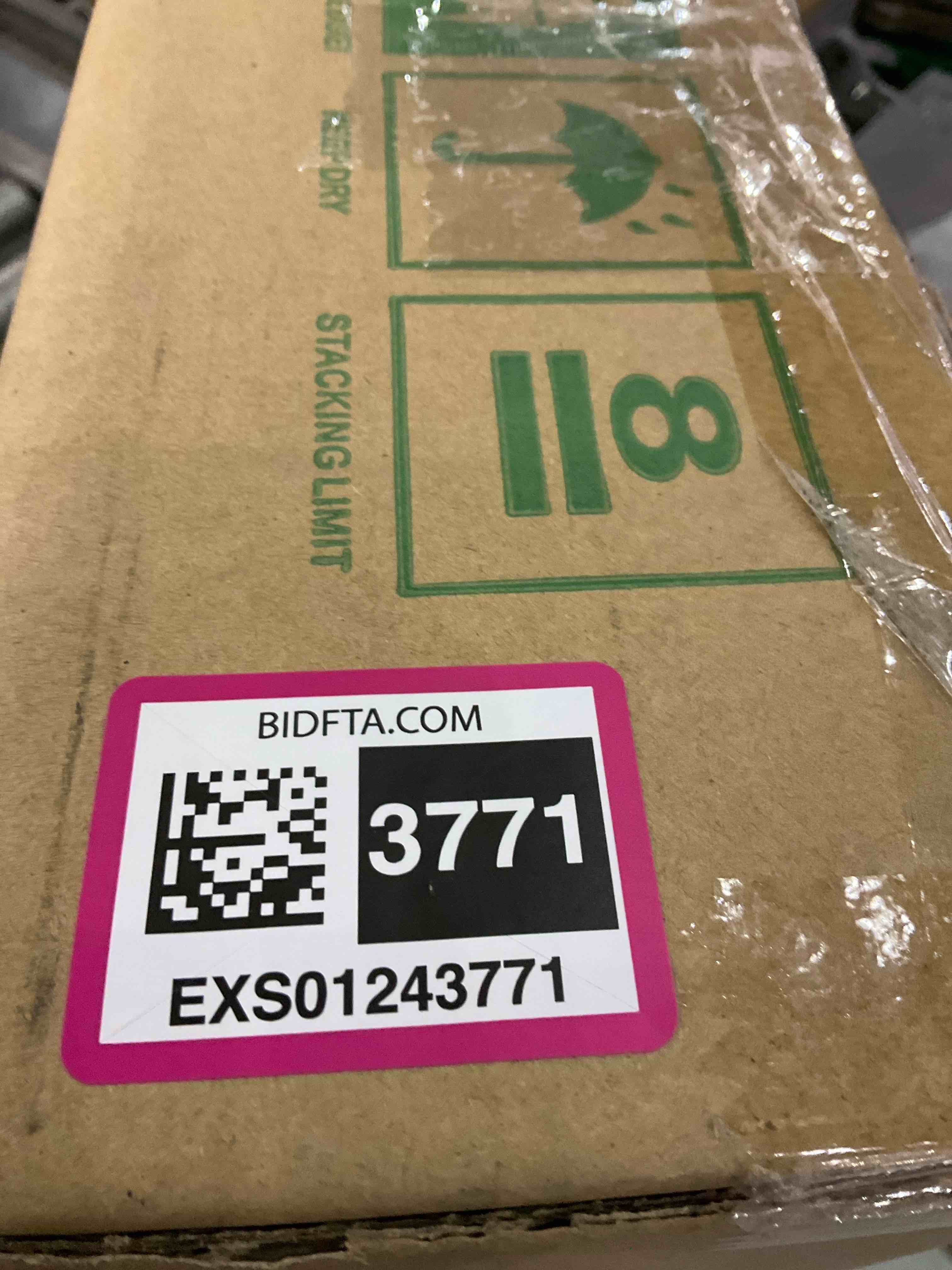 https://s3.amazonaws.com/lotting-images-prod/BargainHunt/EXS01243771_1709914039831.jpeg