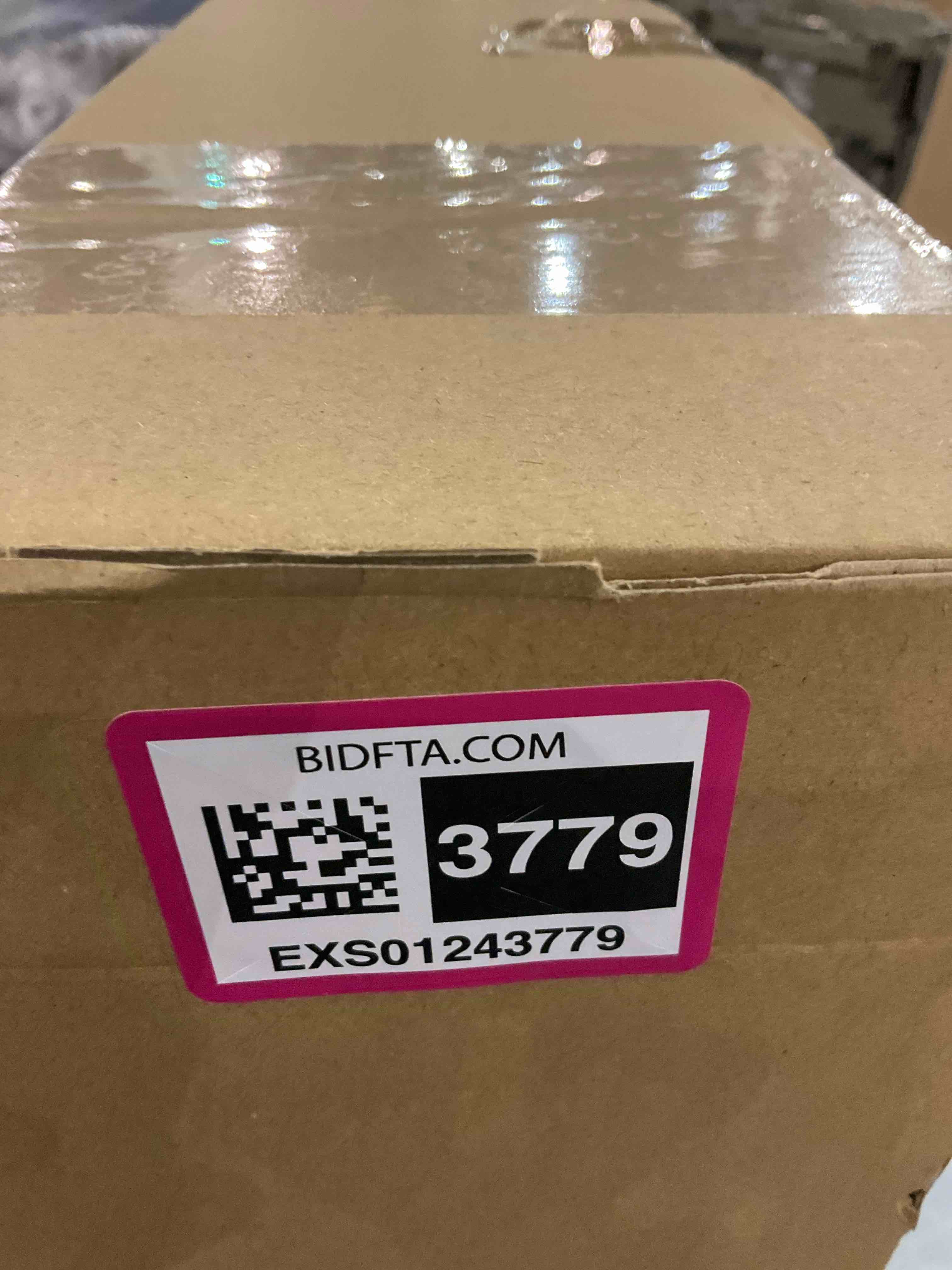 https://s3.amazonaws.com/lotting-images-prod/BargainHunt/EXS01243779_1709915120033.jpeg