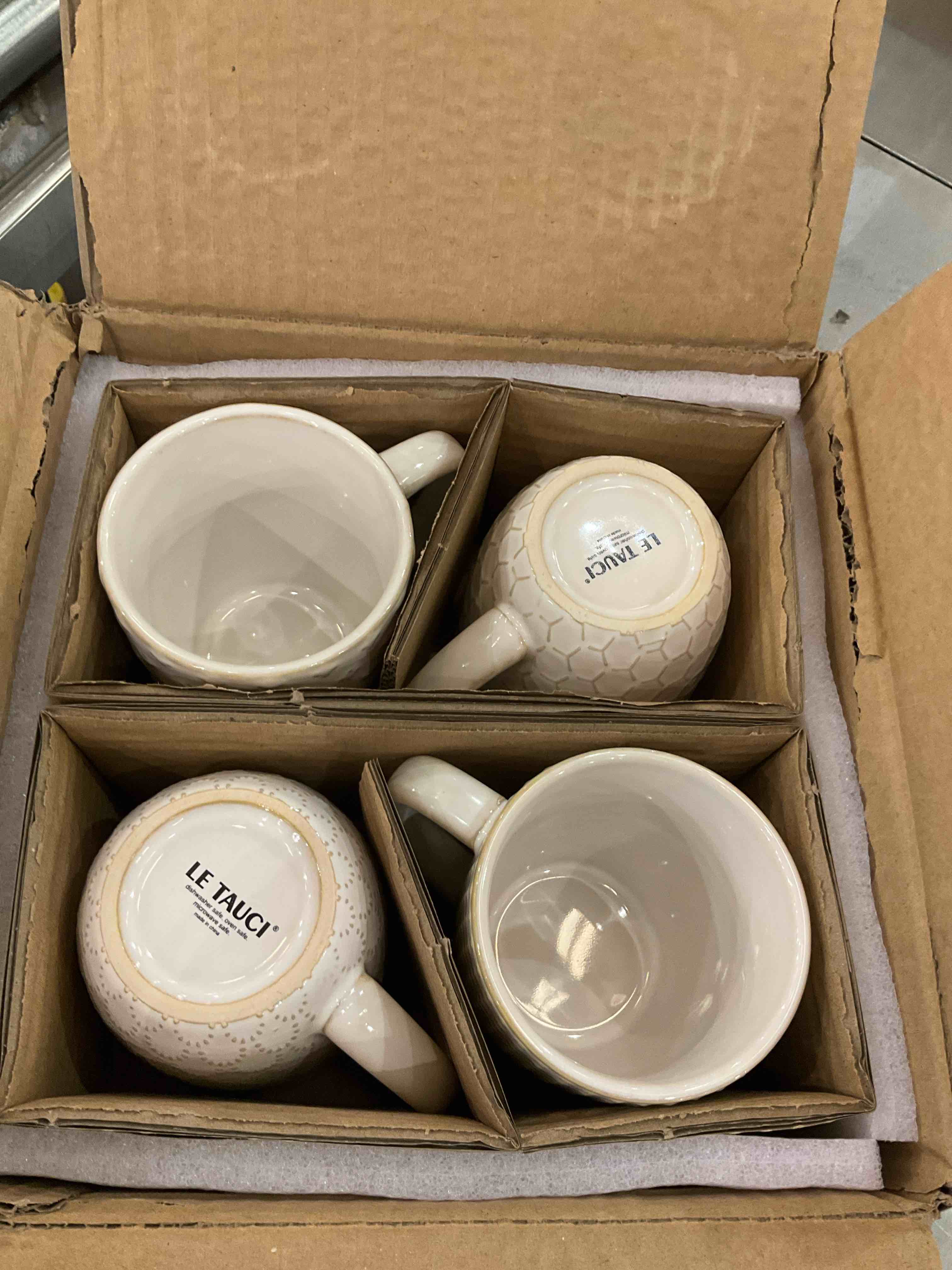https://s3.amazonaws.com/lotting-images-prod/BargainHunt/EXS01243828_1709923666315.jpeg