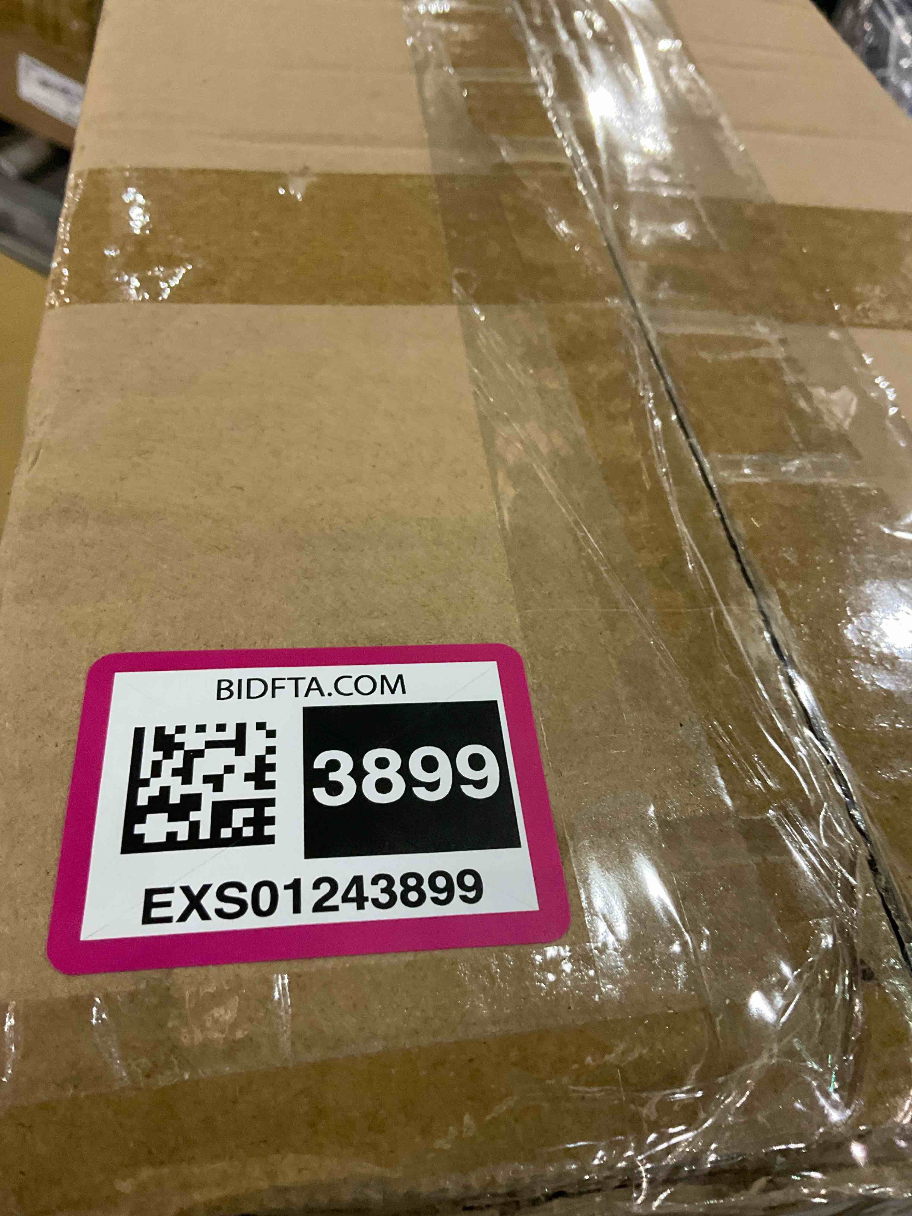 https://s3.amazonaws.com/lotting-images-prod/BargainHunt/EXS01243899_1710160909912.jpeg