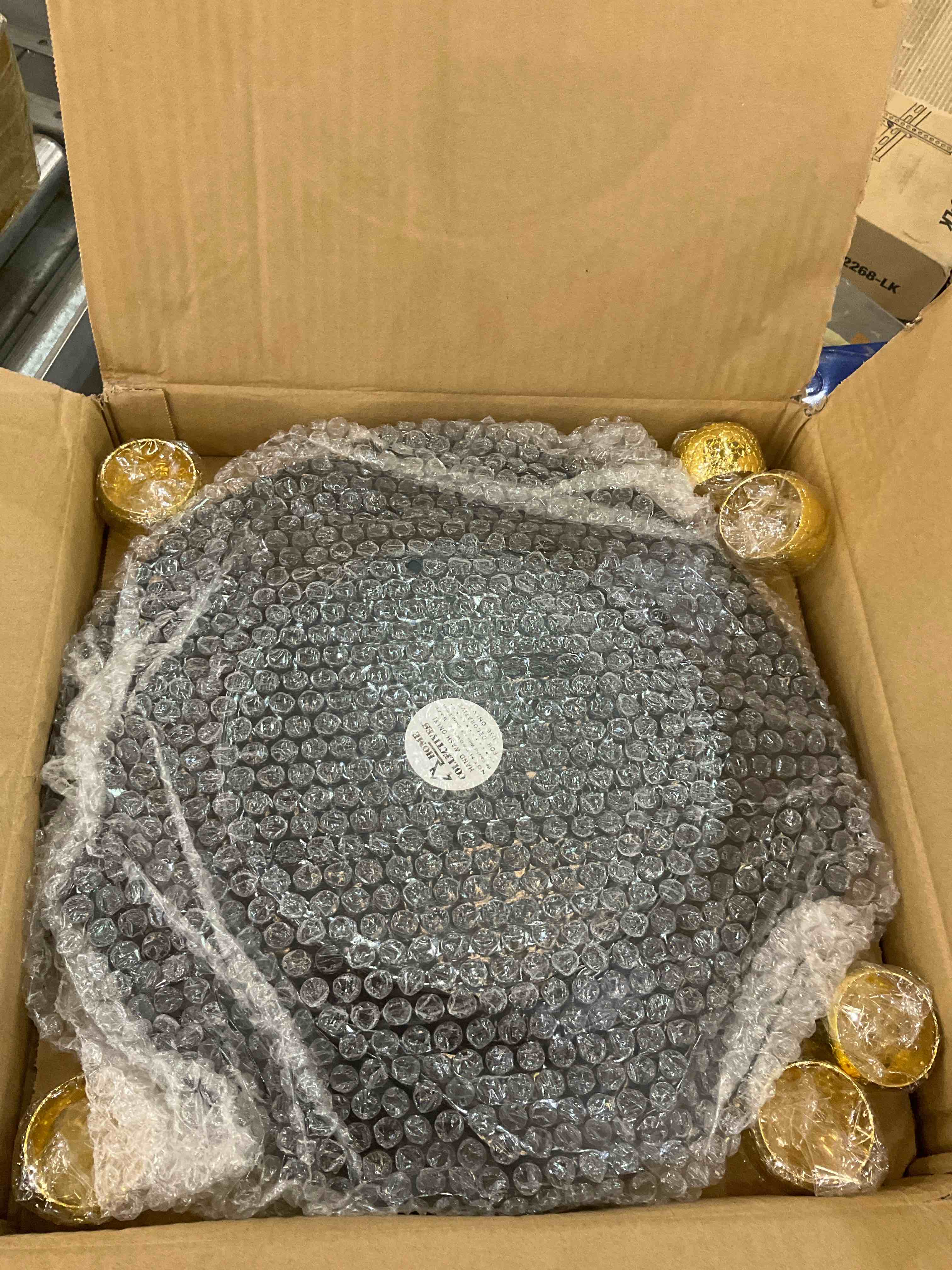https://s3.amazonaws.com/lotting-images-prod/BargainHunt/EXS01243956_1710169203002.jpeg