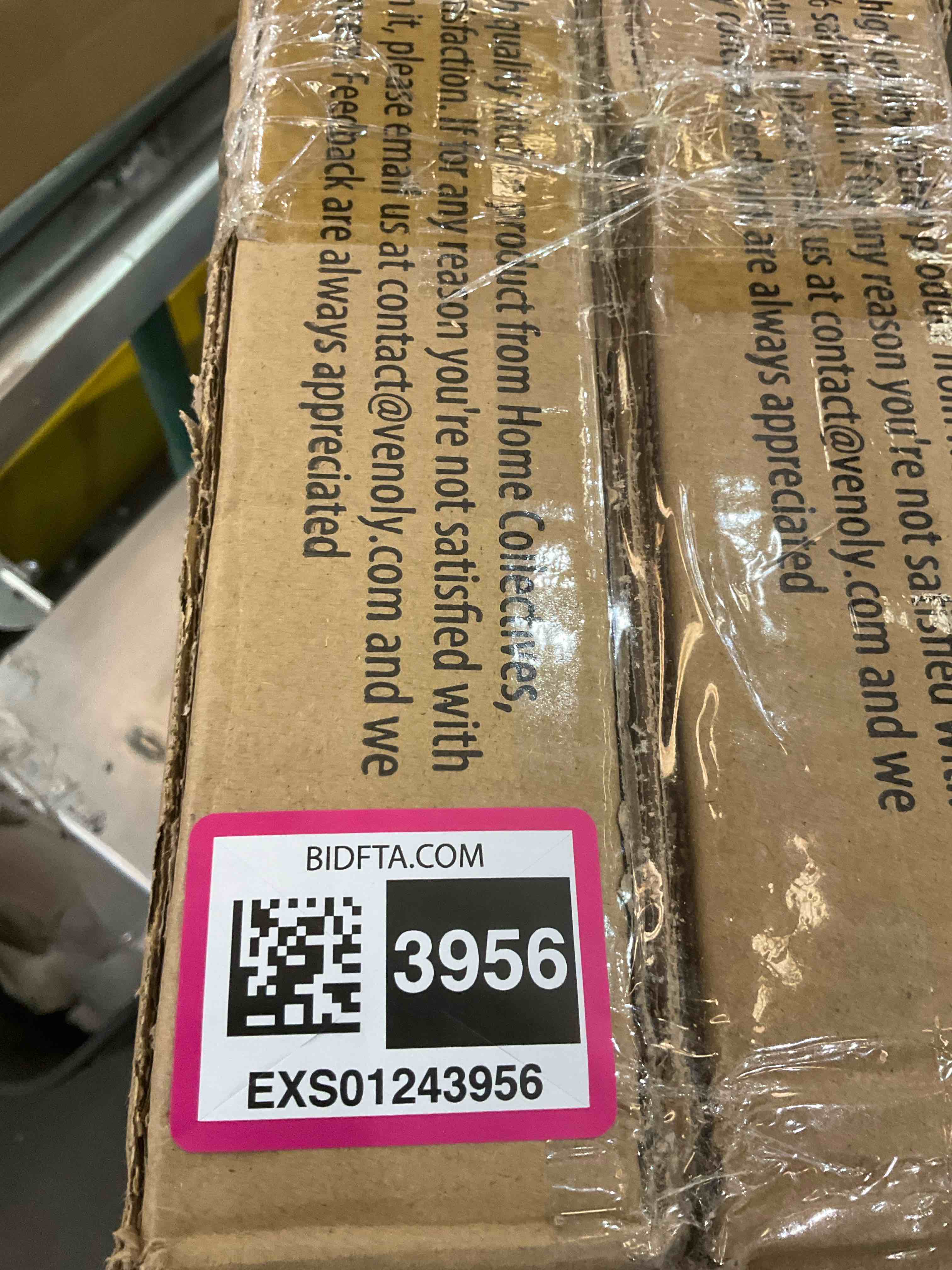 https://s3.amazonaws.com/lotting-images-prod/BargainHunt/EXS01243956_1710169225036.jpeg