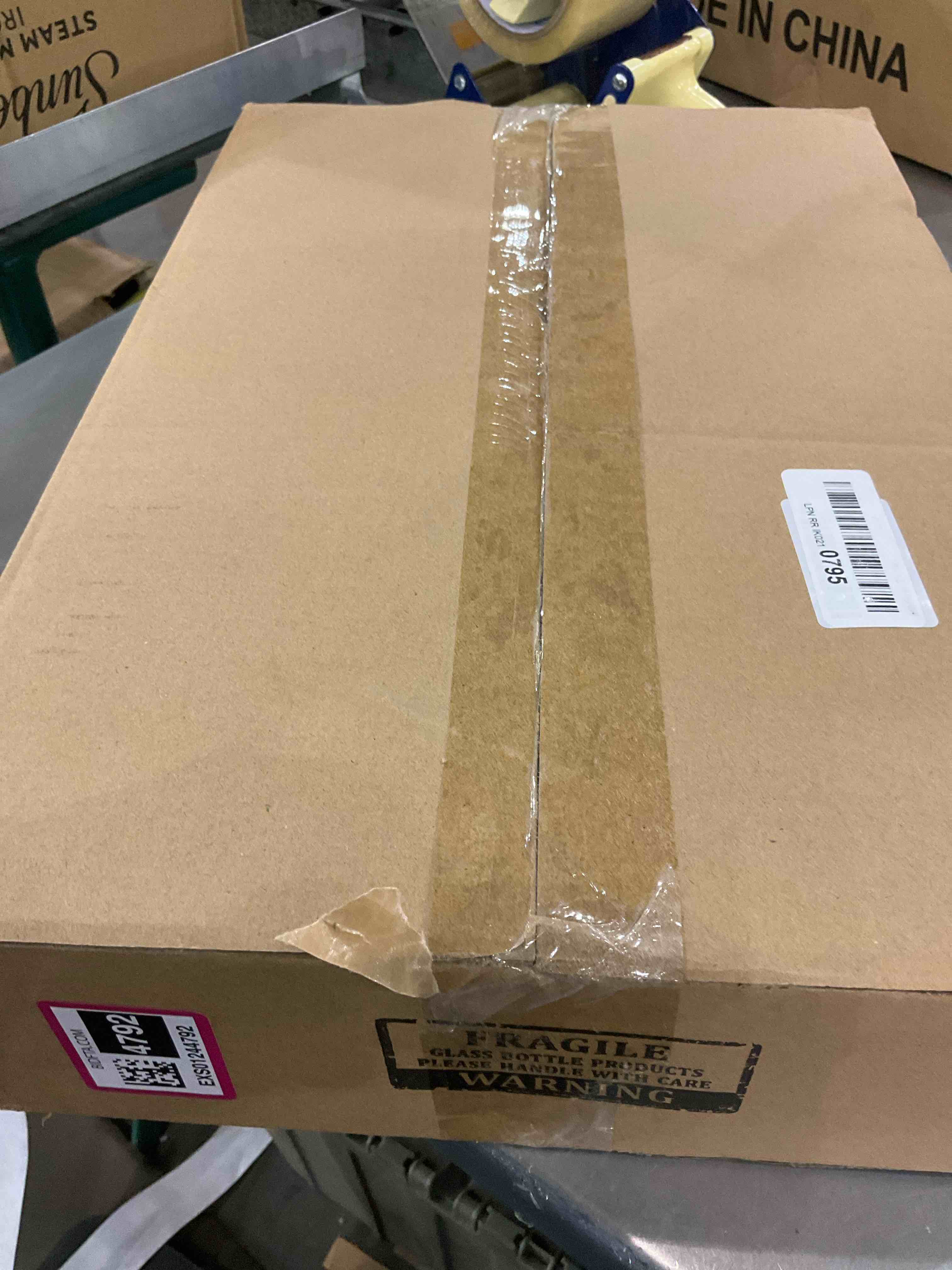 https://s3.amazonaws.com/lotting-images-prod/BargainHunt/EXS01244792_1711540784182.jpeg