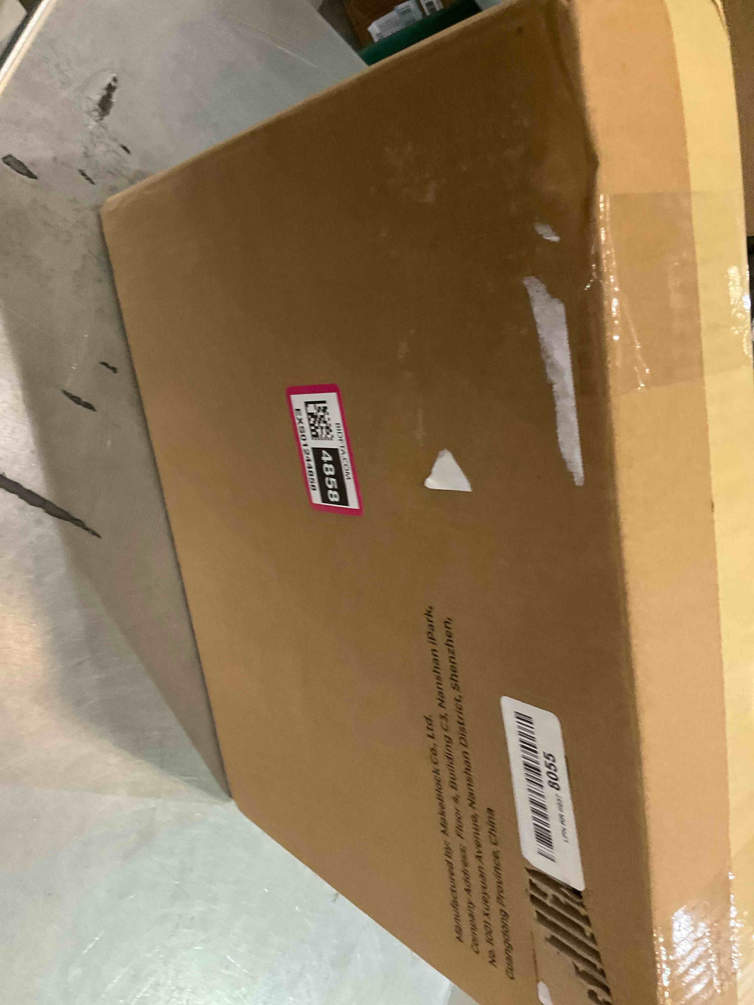 https://s3.amazonaws.com/lotting-images-prod/BargainHunt/EXS01244858_1711565144830.jpeg