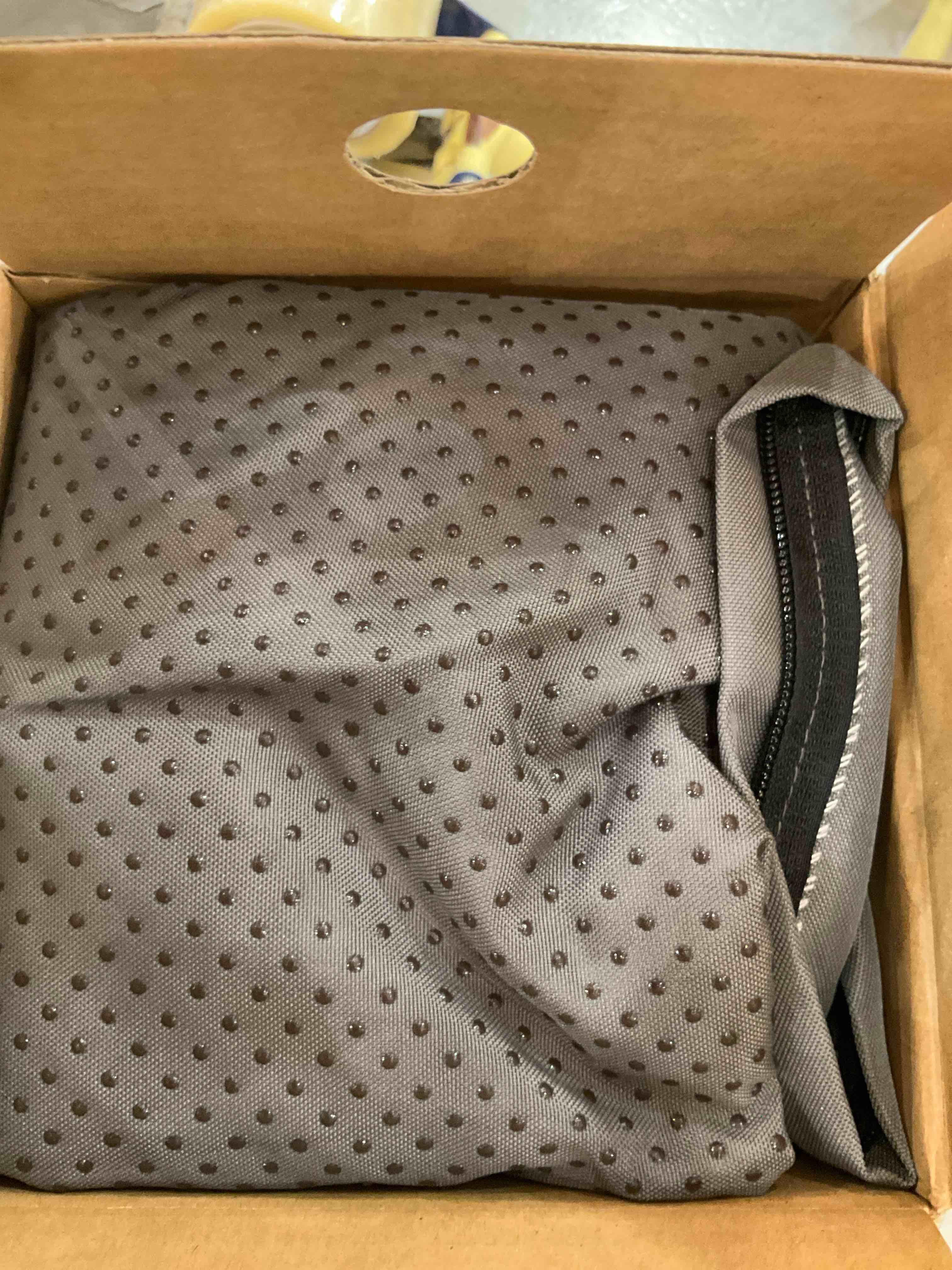https://s3.amazonaws.com/lotting-images-prod/BargainHunt/EXS01244978_1711640348699.jpeg