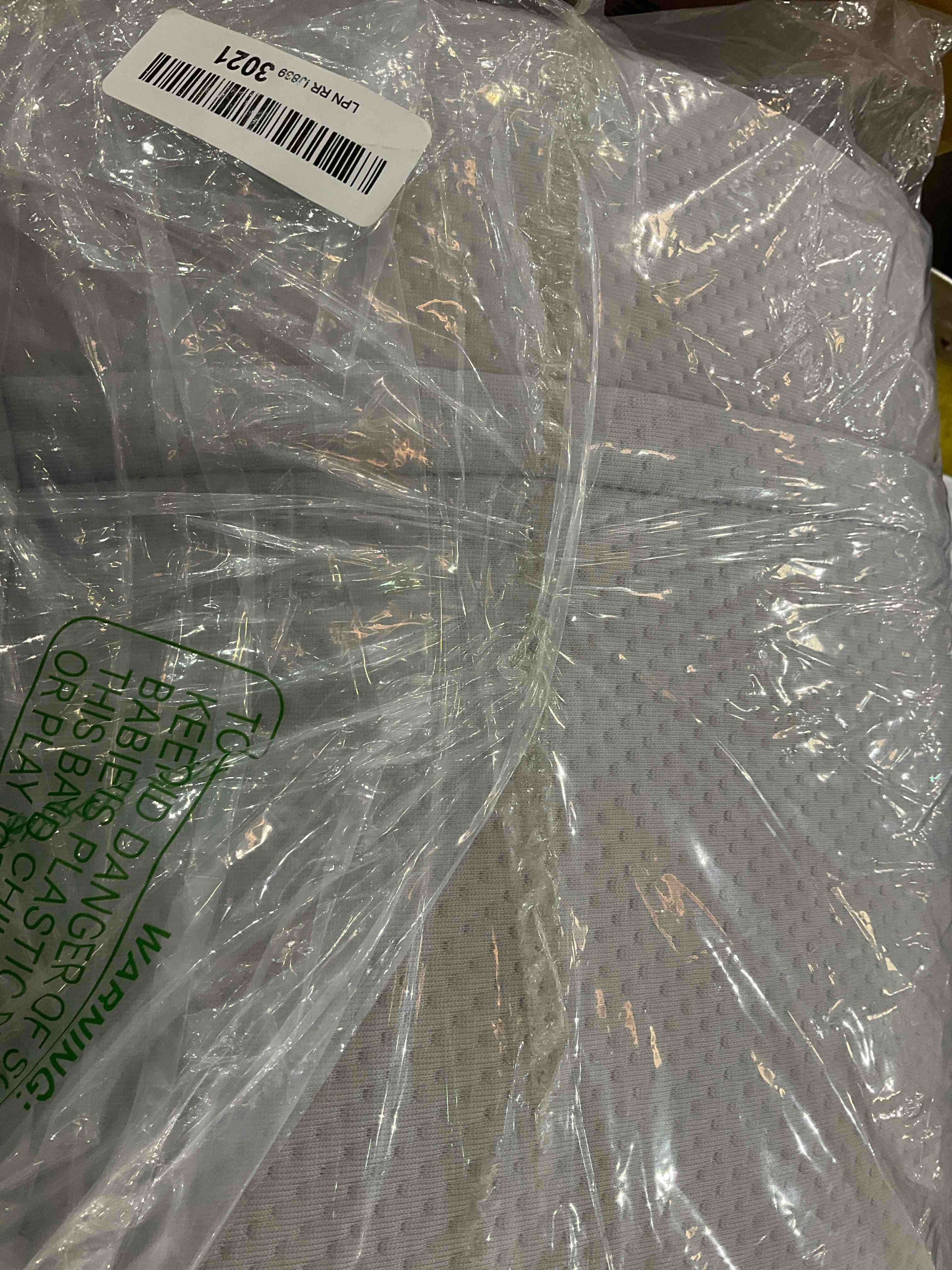 https://s3.amazonaws.com/lotting-images-prod/BargainHunt/EXS01245029_1710257407410.jpeg