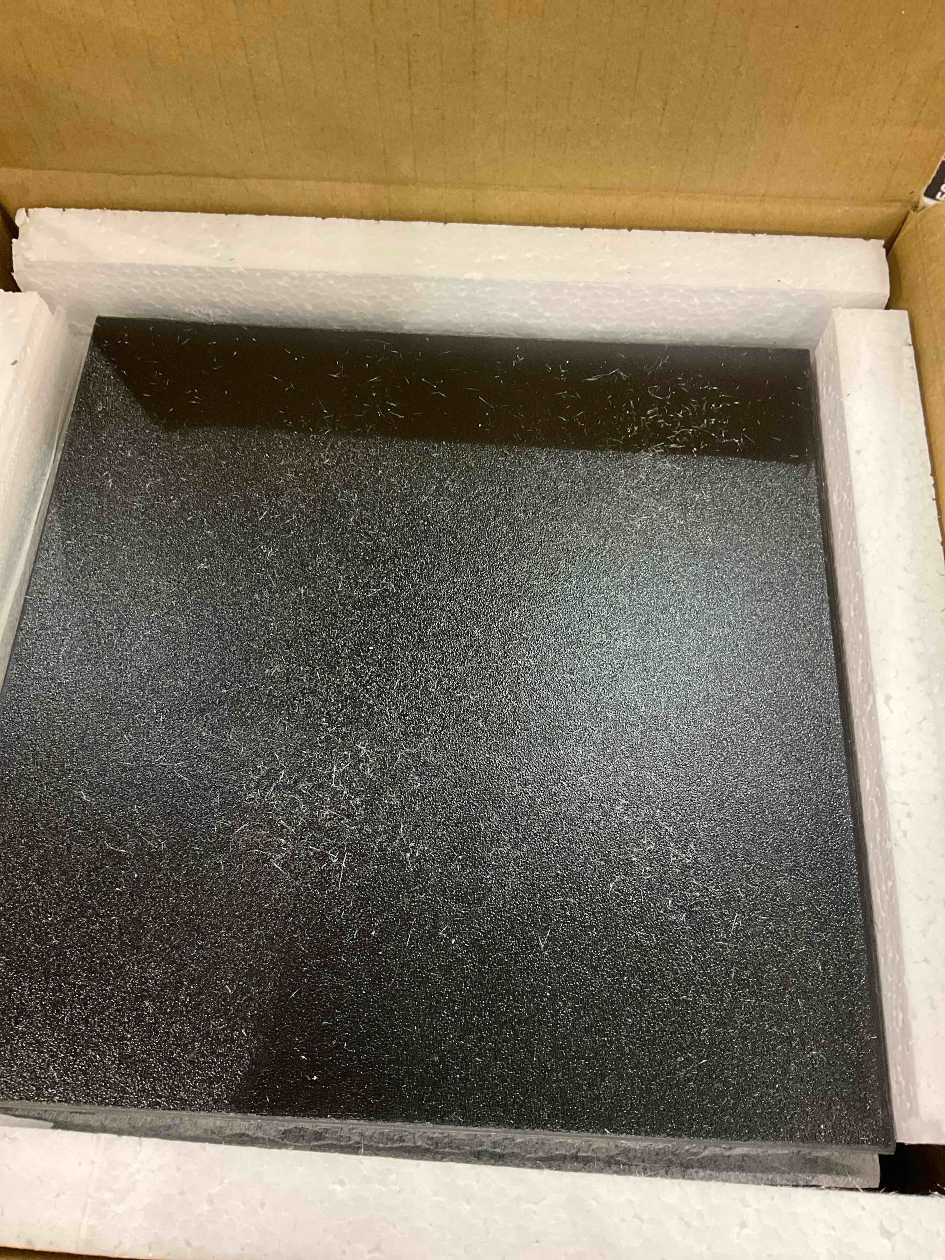 https://s3.amazonaws.com/lotting-images-prod/BargainHunt/EXS01245079_1710331715768.jpeg
