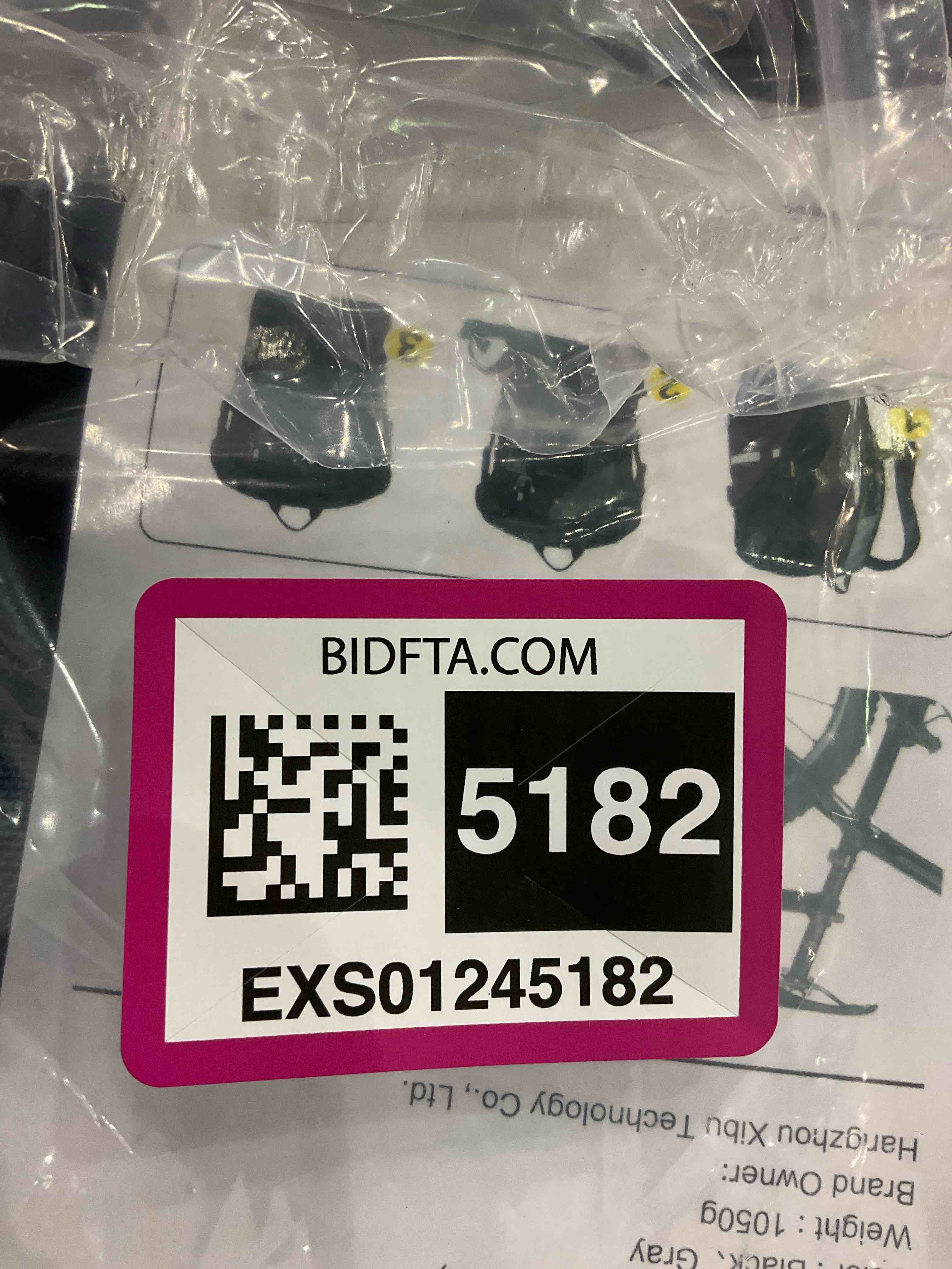 https://s3.amazonaws.com/lotting-images-prod/BargainHunt/EXS01245182_1710417919263.jpeg