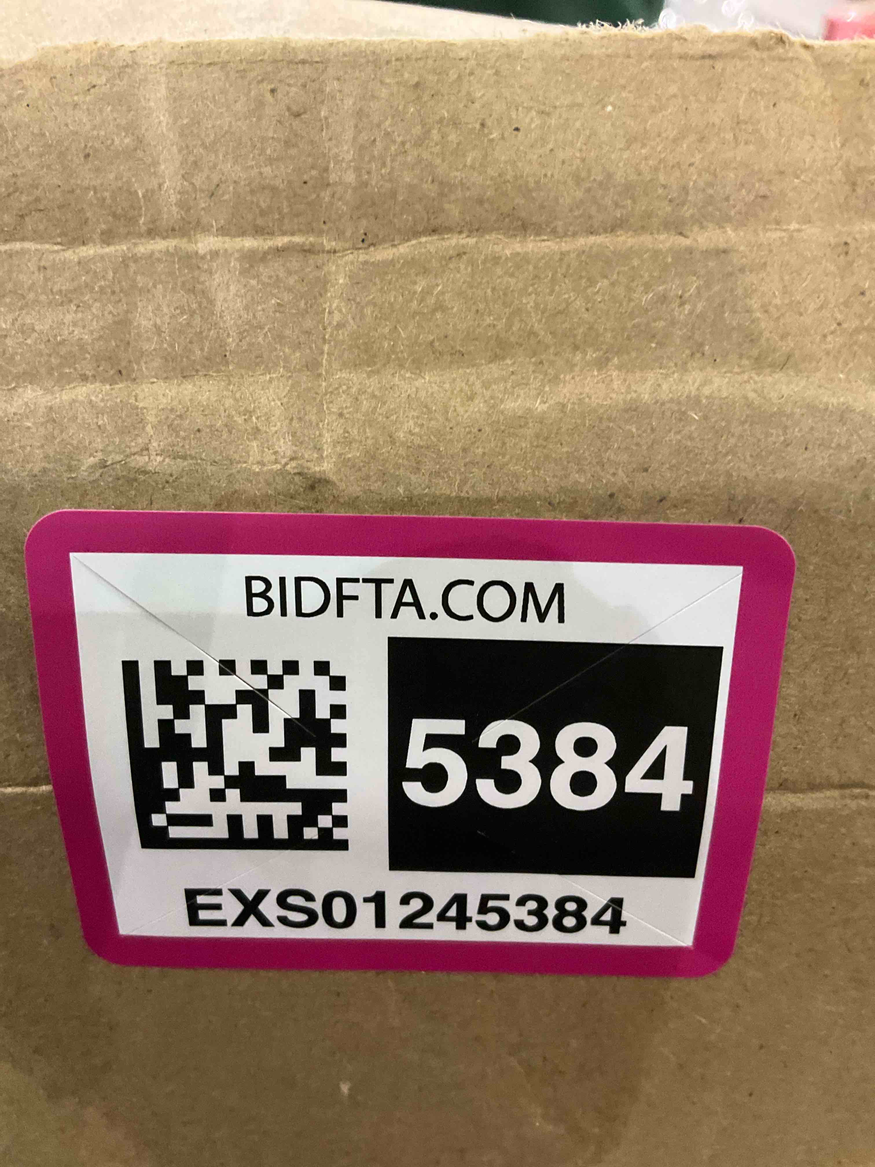 https://s3.amazonaws.com/lotting-images-prod/BargainHunt/EXS01245384_1710761686929.jpeg