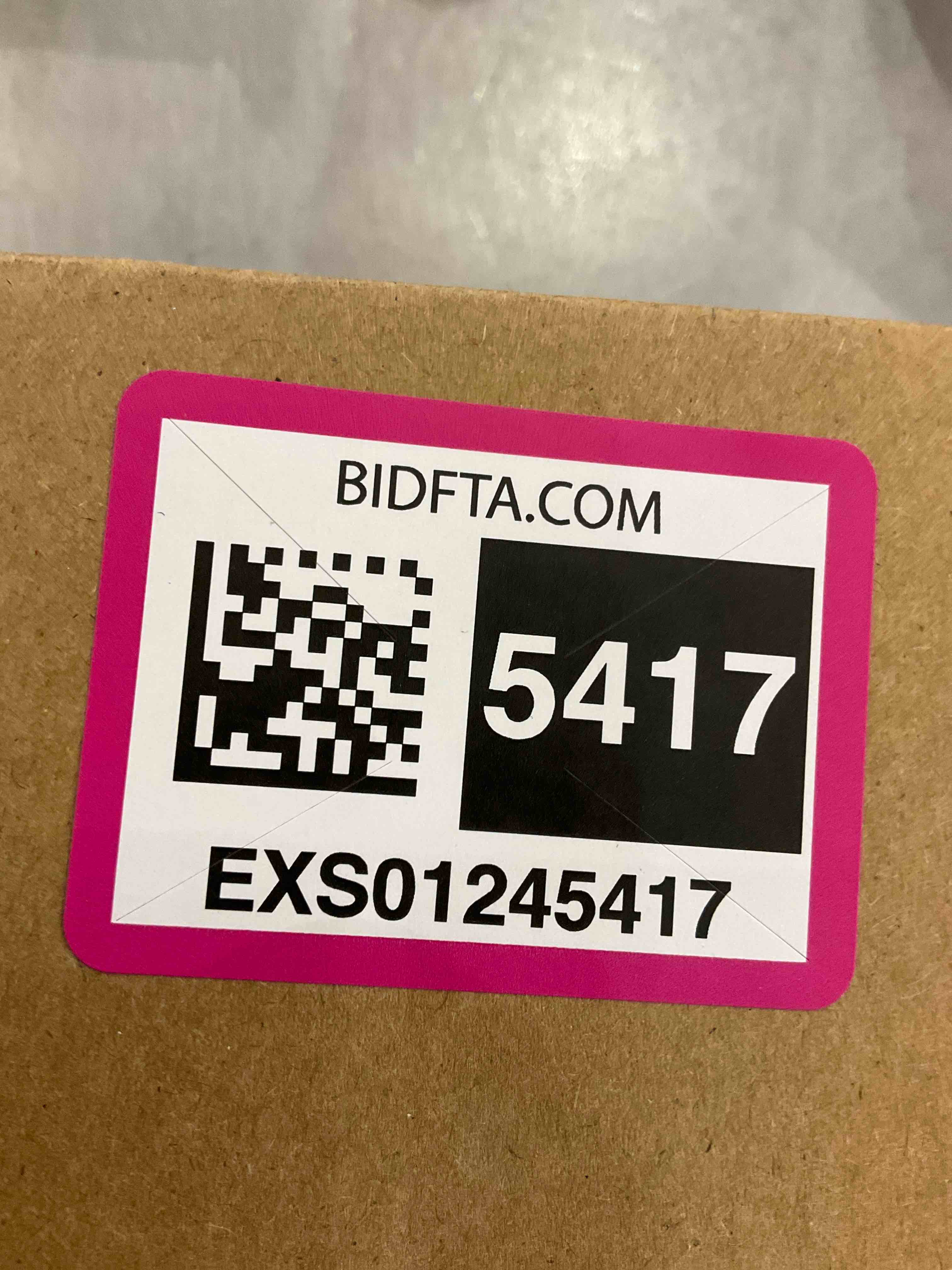 https://s3.amazonaws.com/lotting-images-prod/BargainHunt/EXS01245417_1710771458151.jpeg