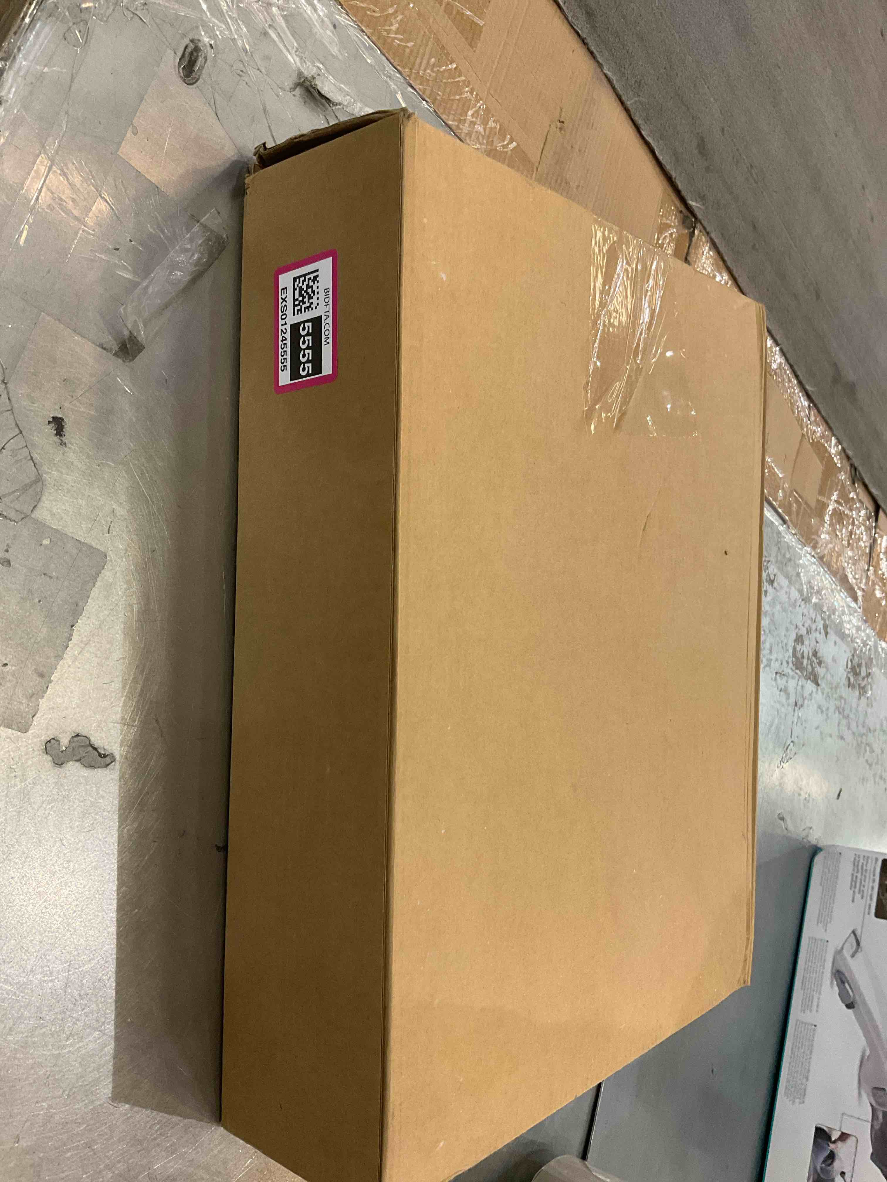 https://s3.amazonaws.com/lotting-images-prod/BargainHunt/EXS01245555_1711553688402.jpeg