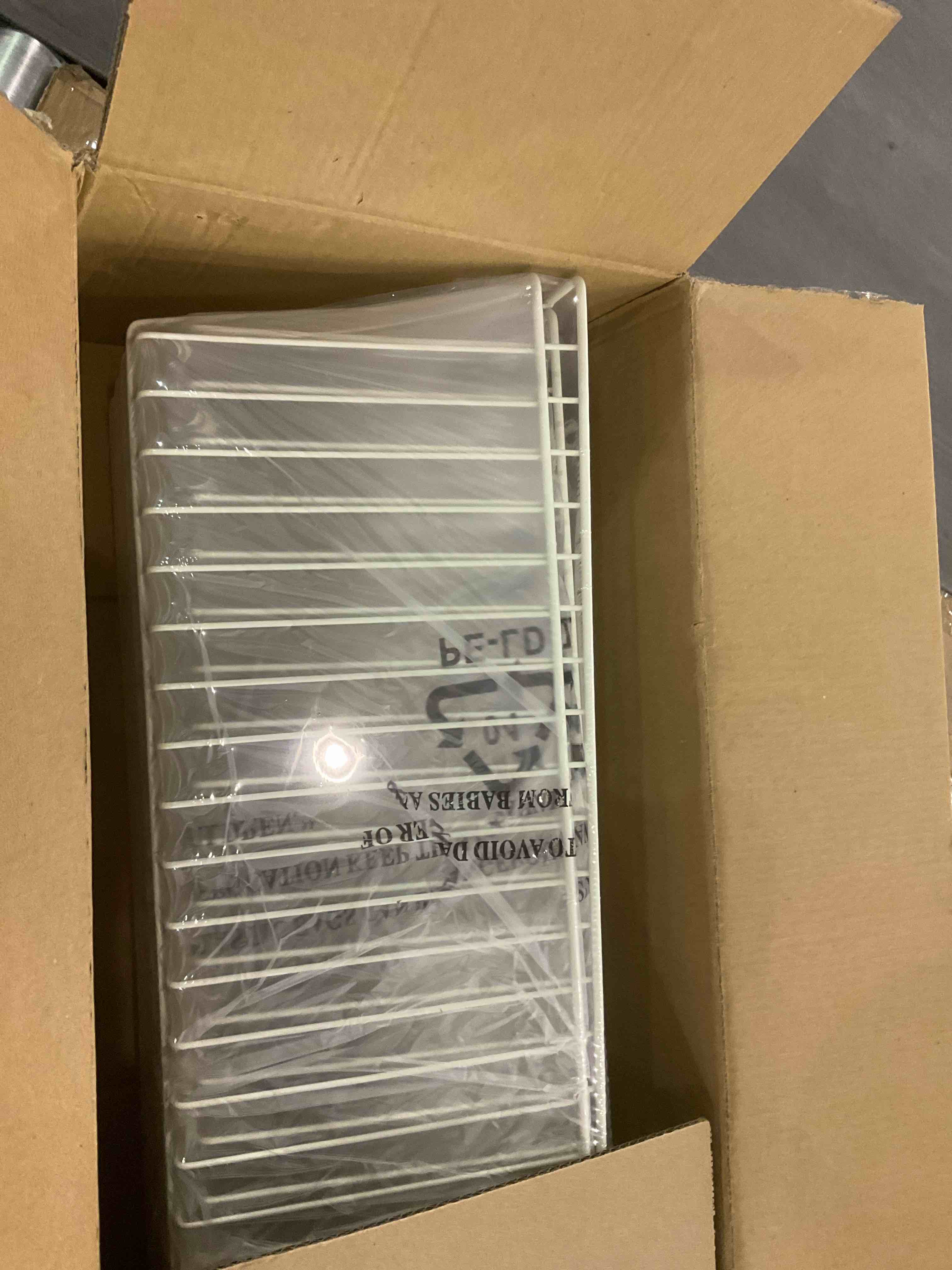 https://s3.amazonaws.com/lotting-images-prod/BargainHunt/EXS01245659_1711627956522.jpeg