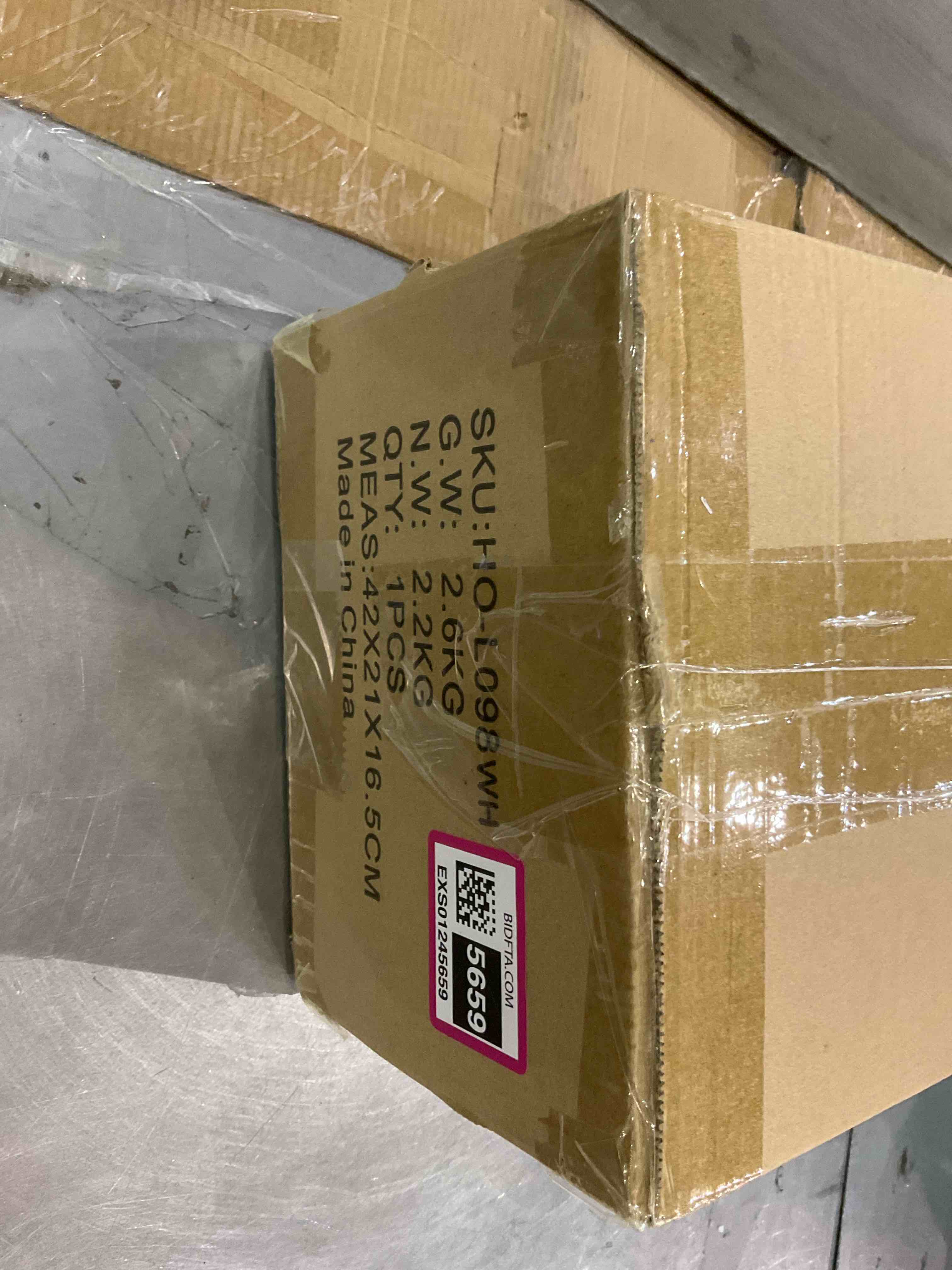 https://s3.amazonaws.com/lotting-images-prod/BargainHunt/EXS01245659_1711627980483.jpeg