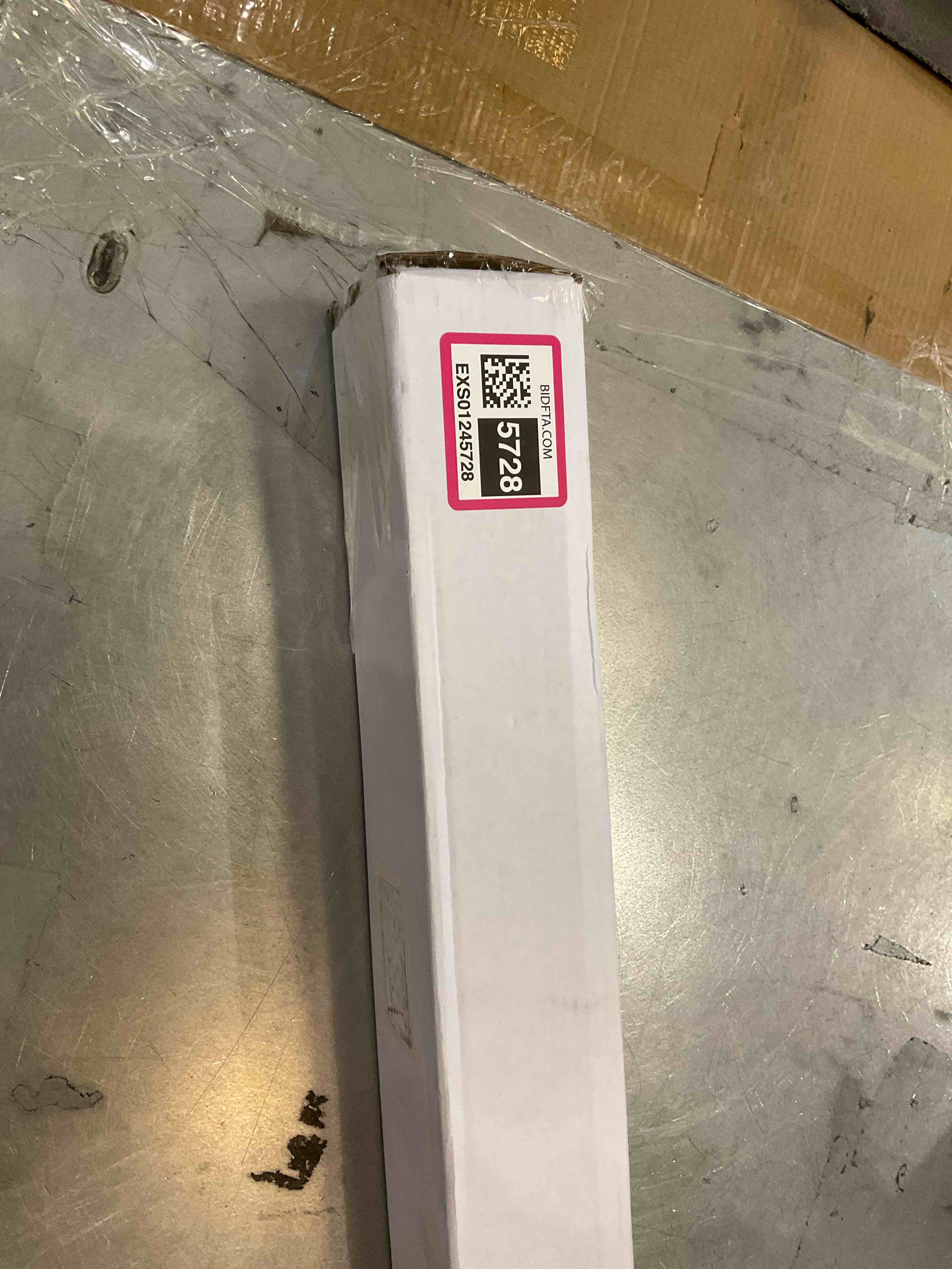 https://s3.amazonaws.com/lotting-images-prod/BargainHunt/EXS01245728_1711639523329.jpeg