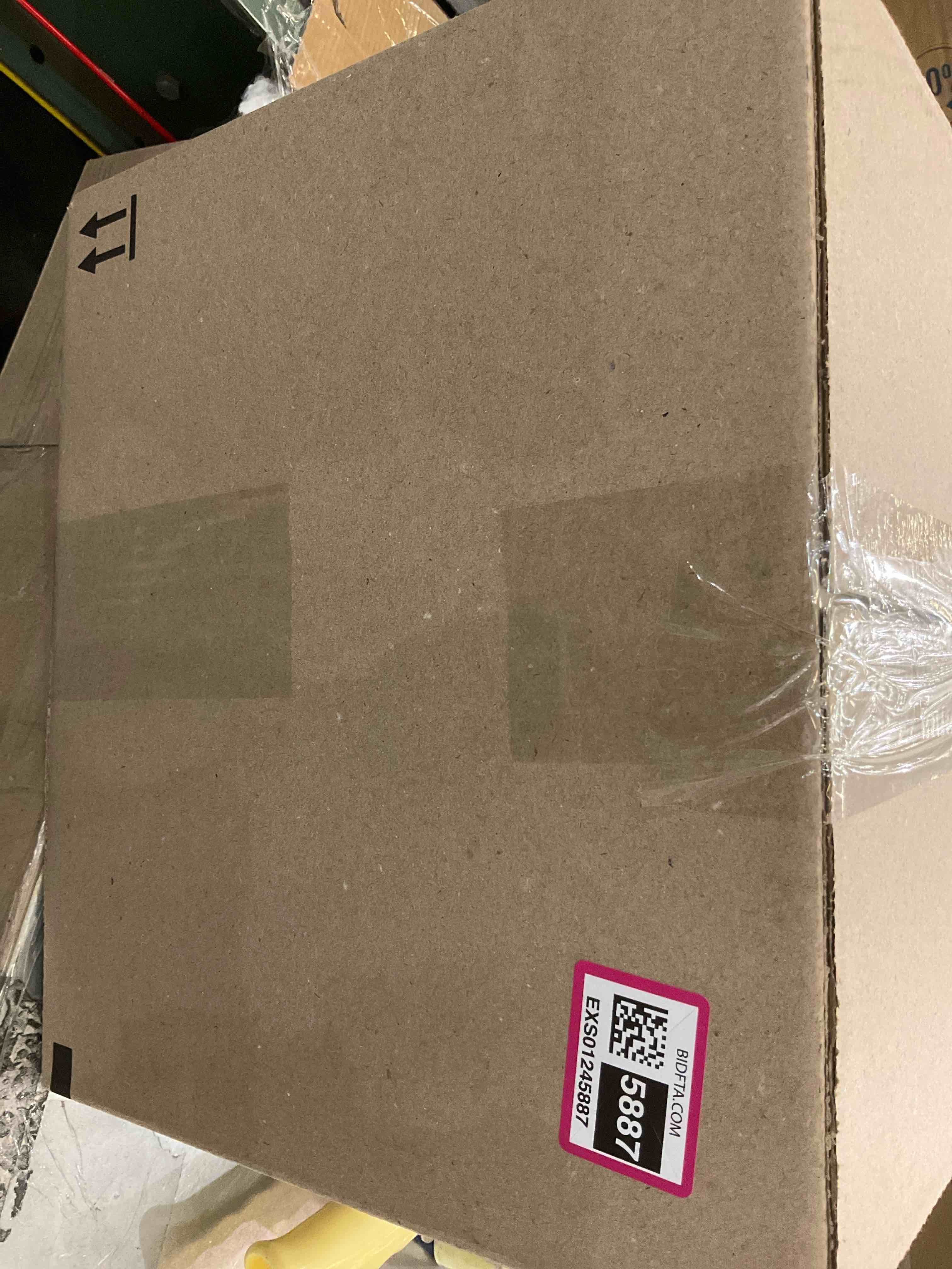 https://s3.amazonaws.com/lotting-images-prod/BargainHunt/EXS01245887_1711731923713.jpeg