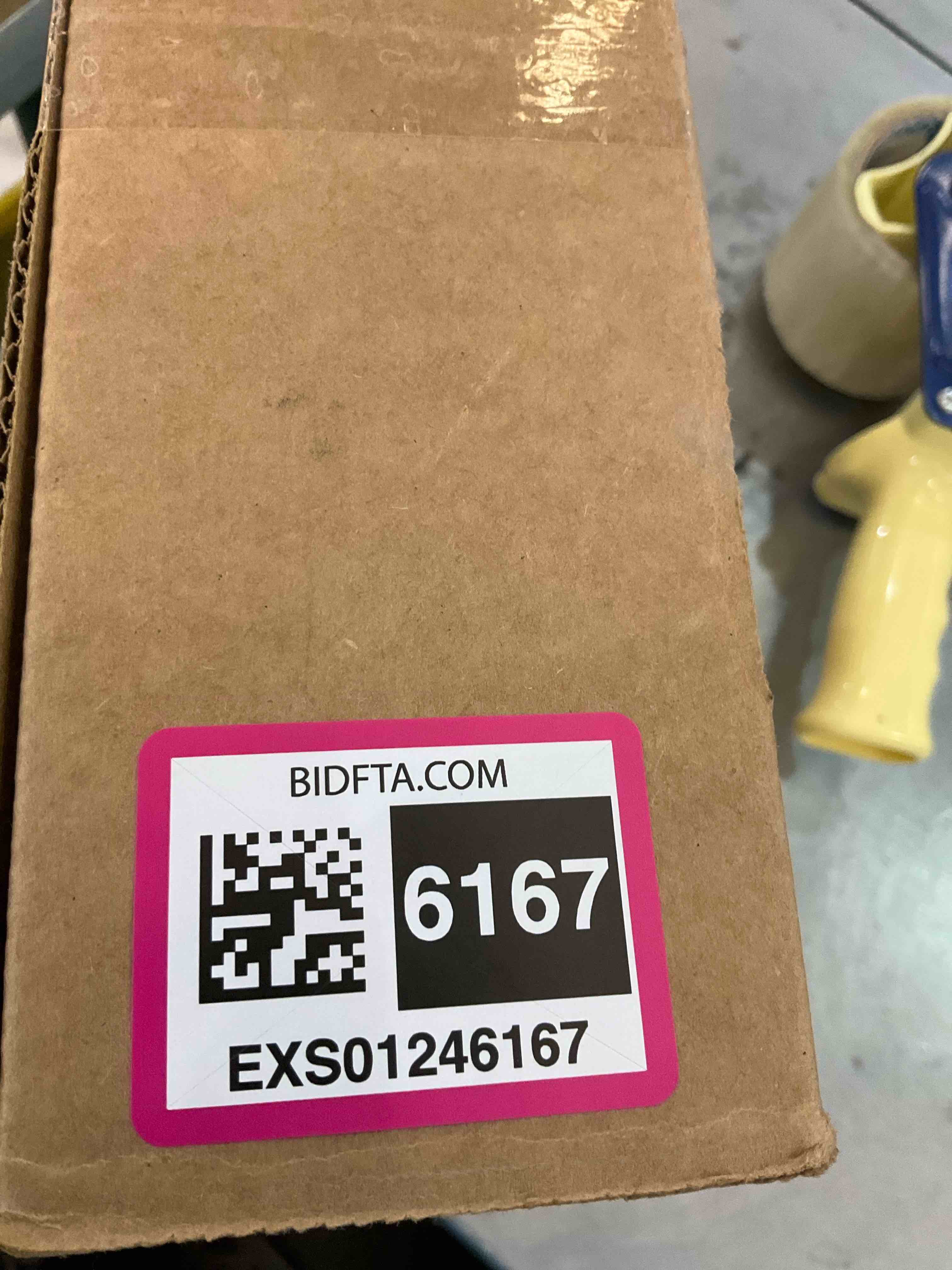 https://s3.amazonaws.com/lotting-images-prod/BargainHunt/EXS01246167_1710261667661.jpeg