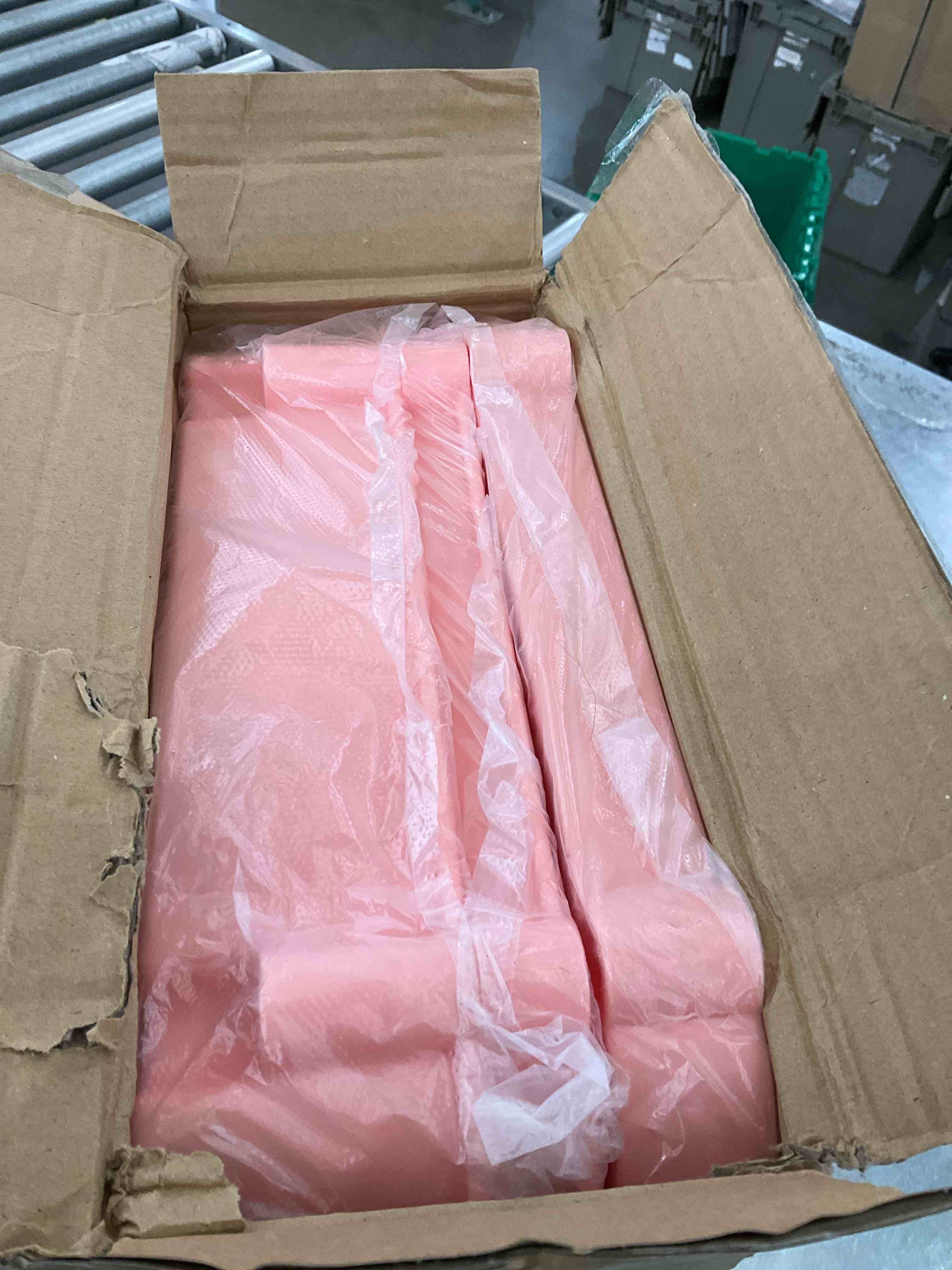 https://s3.amazonaws.com/lotting-images-prod/BargainHunt/EXS01246170_1710261851130.jpeg