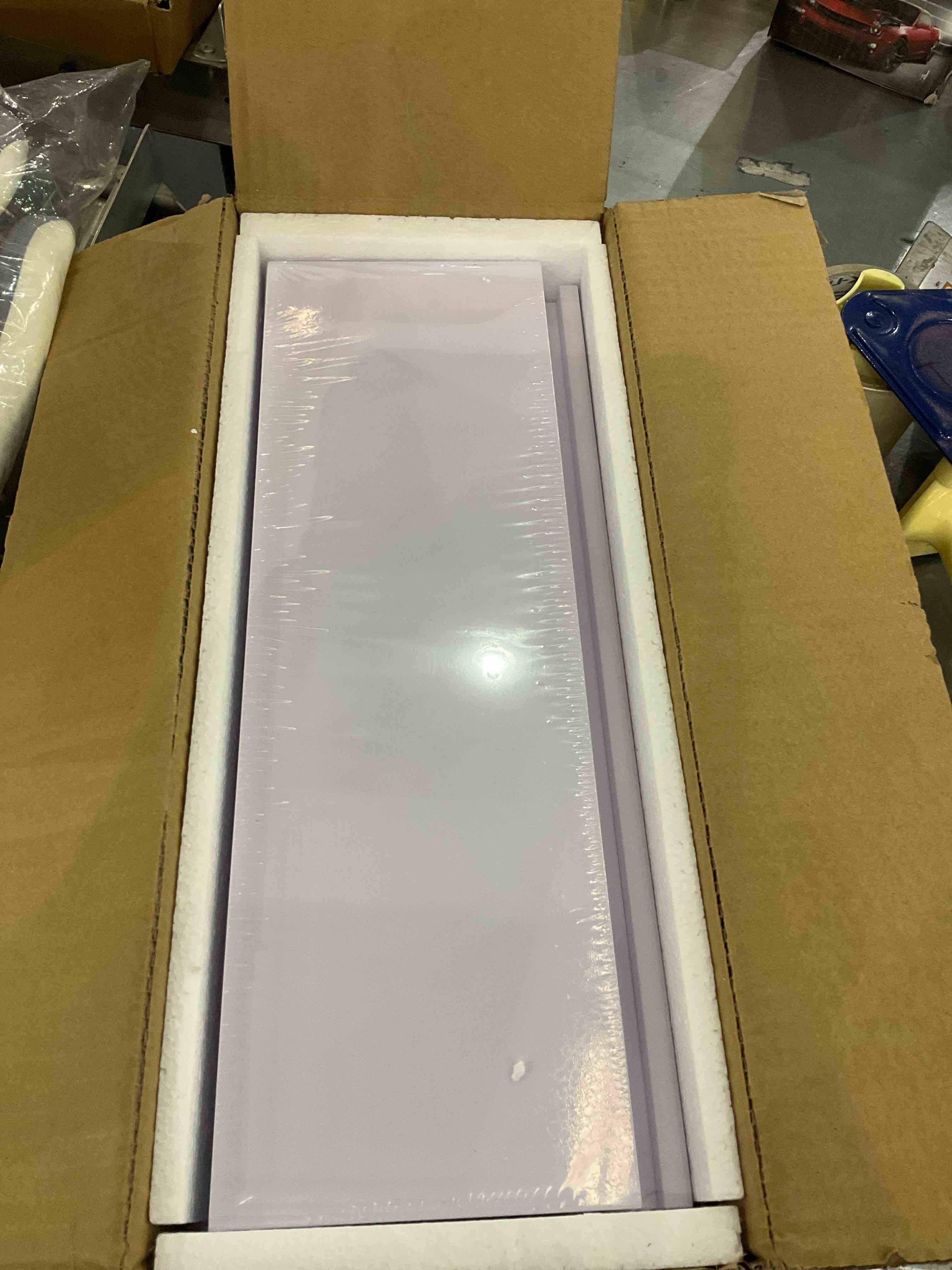 https://s3.amazonaws.com/lotting-images-prod/BargainHunt/EXS01246469_1710425887289.jpeg