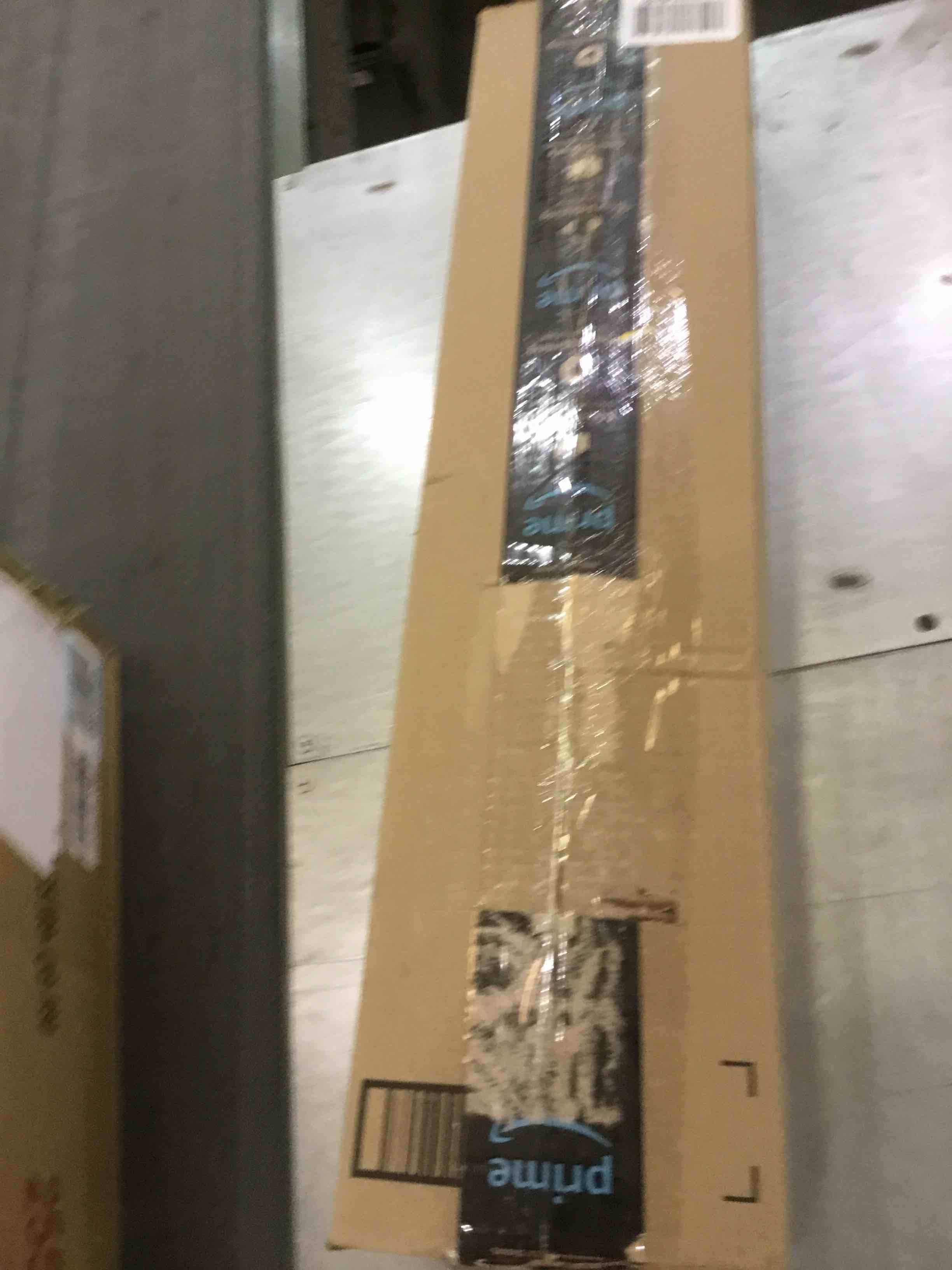 https://s3.amazonaws.com/lotting-images-prod/BargainHunt/EXS01246576_1710343270811.jpeg
