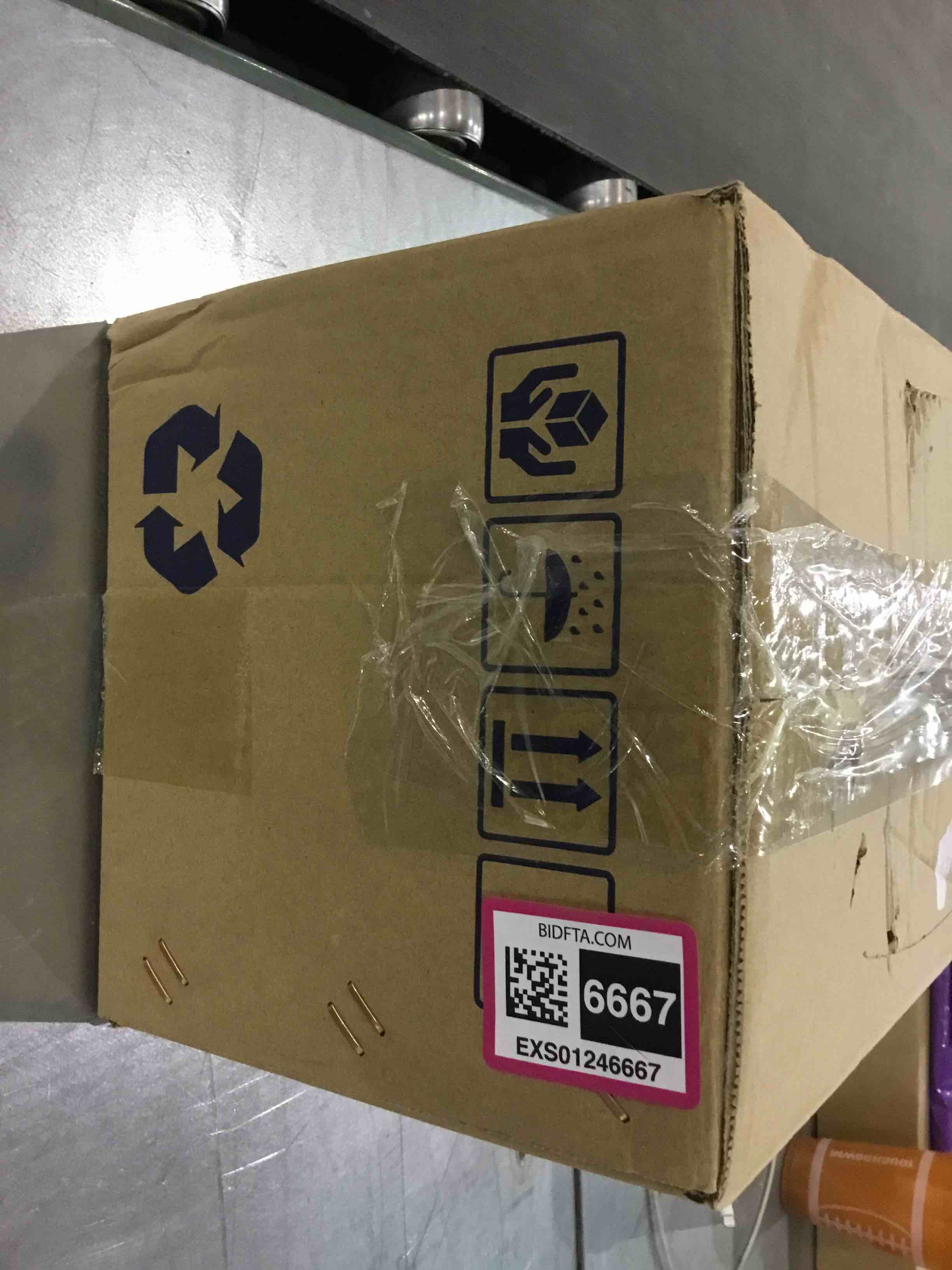 https://s3.amazonaws.com/lotting-images-prod/BargainHunt/EXS01246667_1710415671072.jpeg