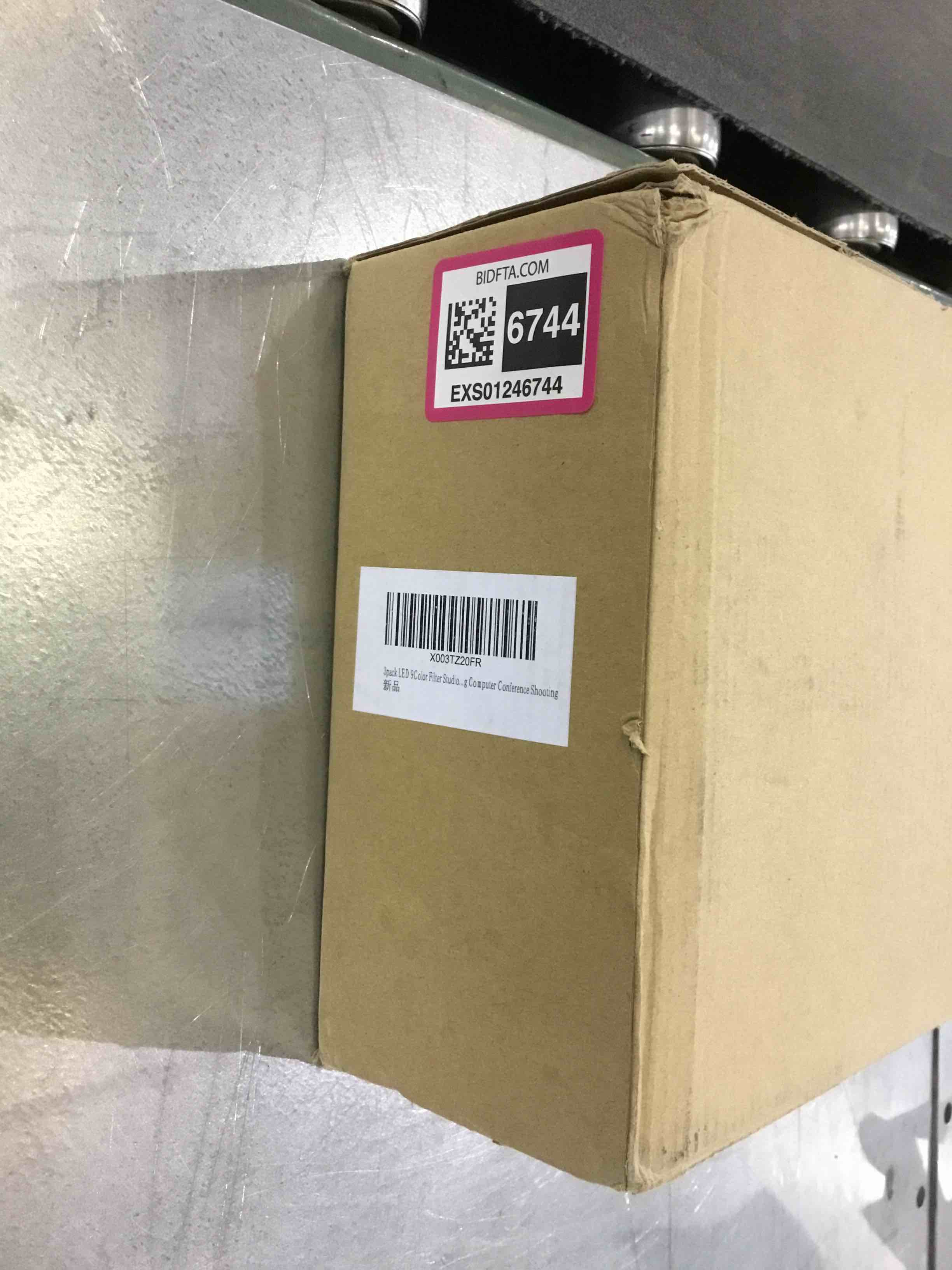 https://s3.amazonaws.com/lotting-images-prod/BargainHunt/EXS01246744_1710425898339.jpeg