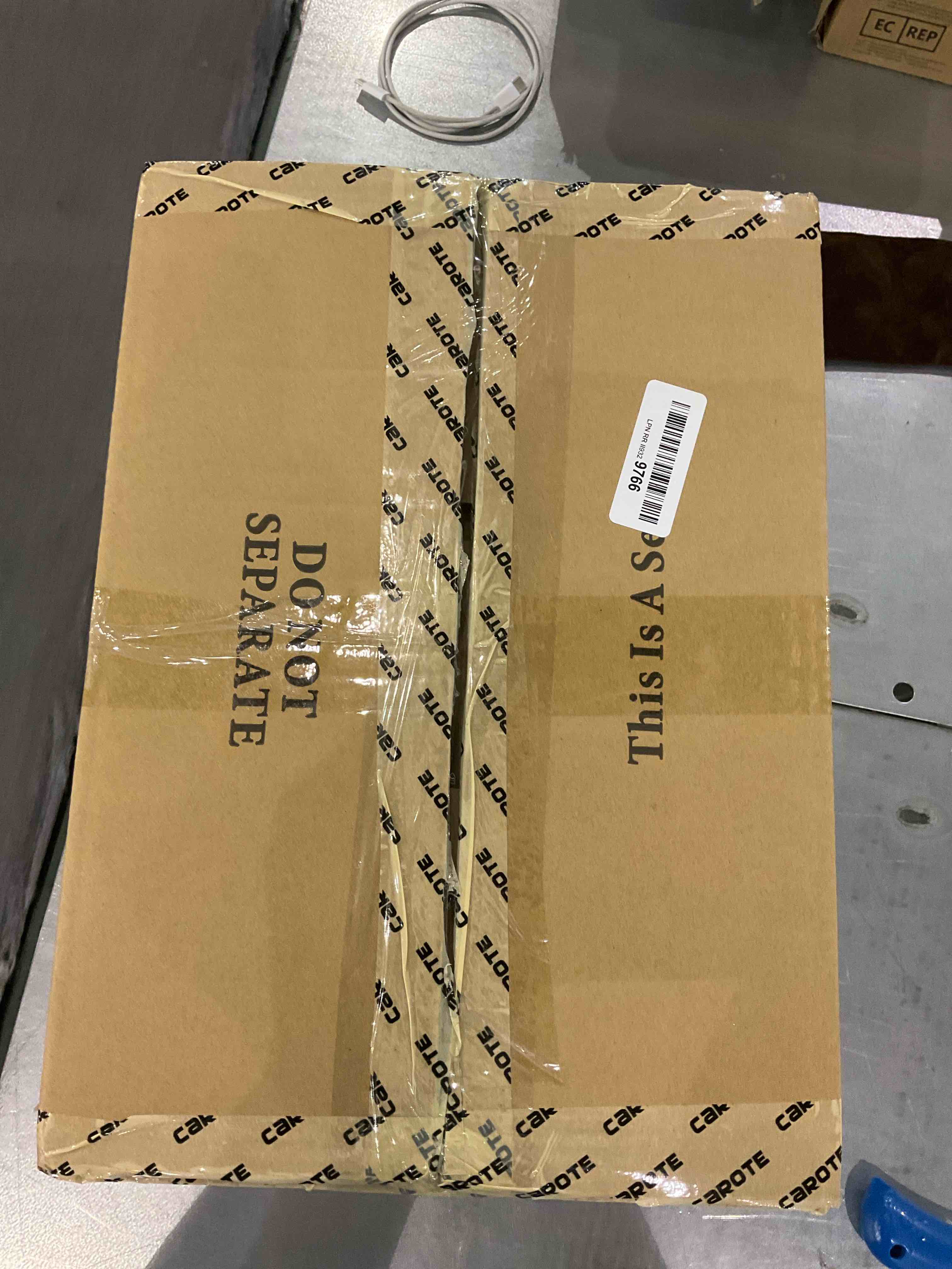 https://s3.amazonaws.com/lotting-images-prod/BargainHunt/EXS01246867_1710505881785.jpeg