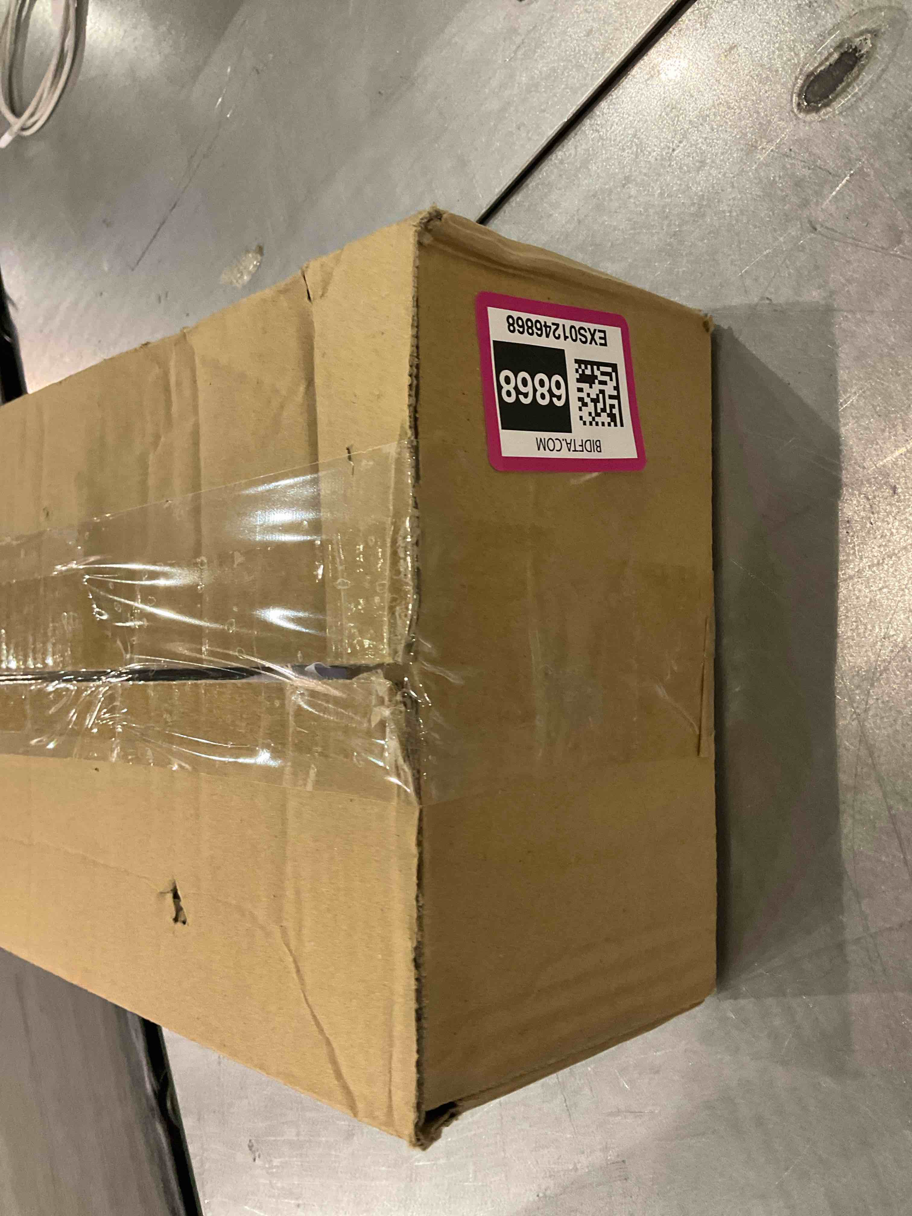 https://s3.amazonaws.com/lotting-images-prod/BargainHunt/EXS01246868_1710505940088.jpeg