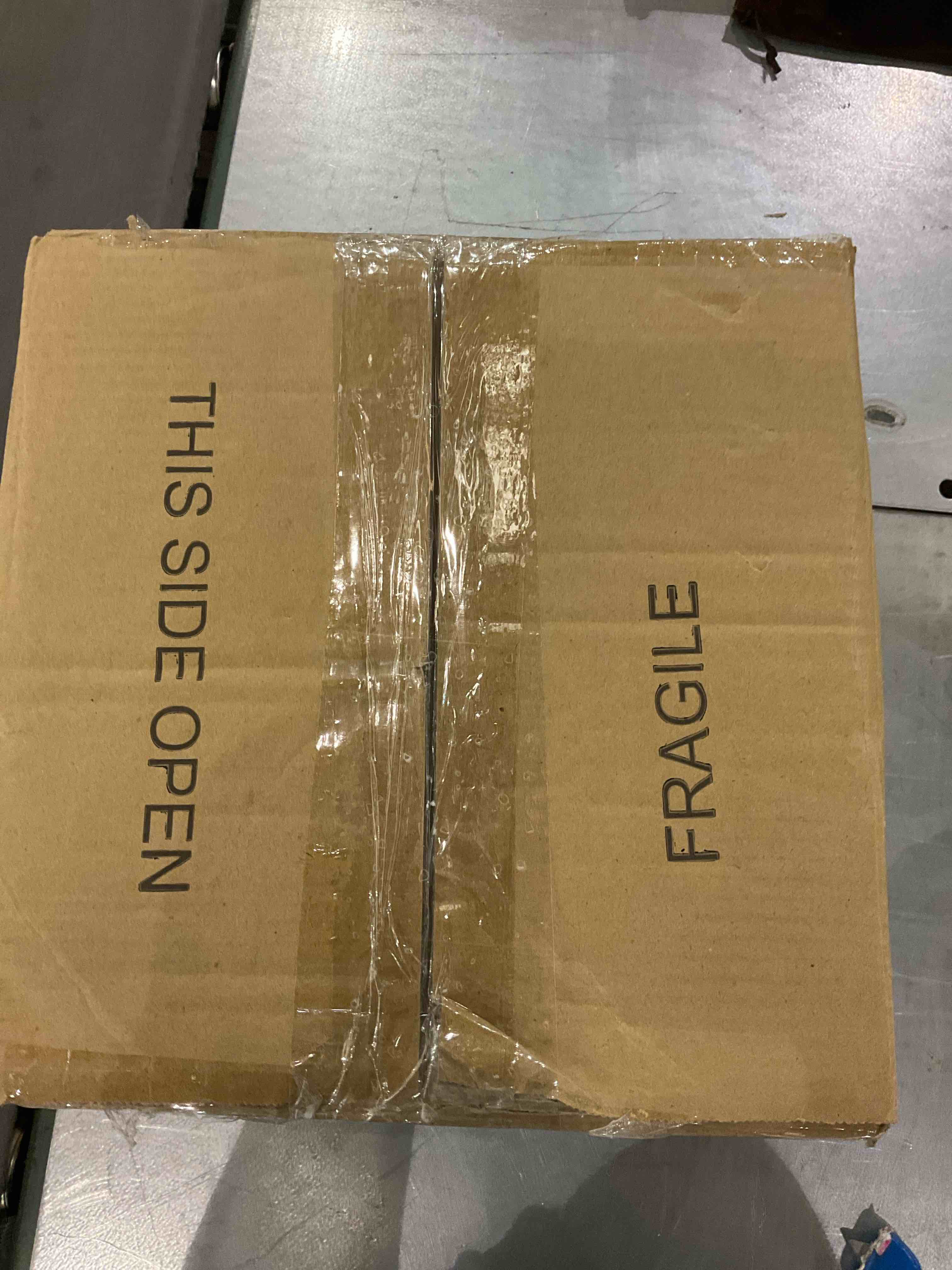 https://s3.amazonaws.com/lotting-images-prod/BargainHunt/EXS01246923_1710512519464.jpeg