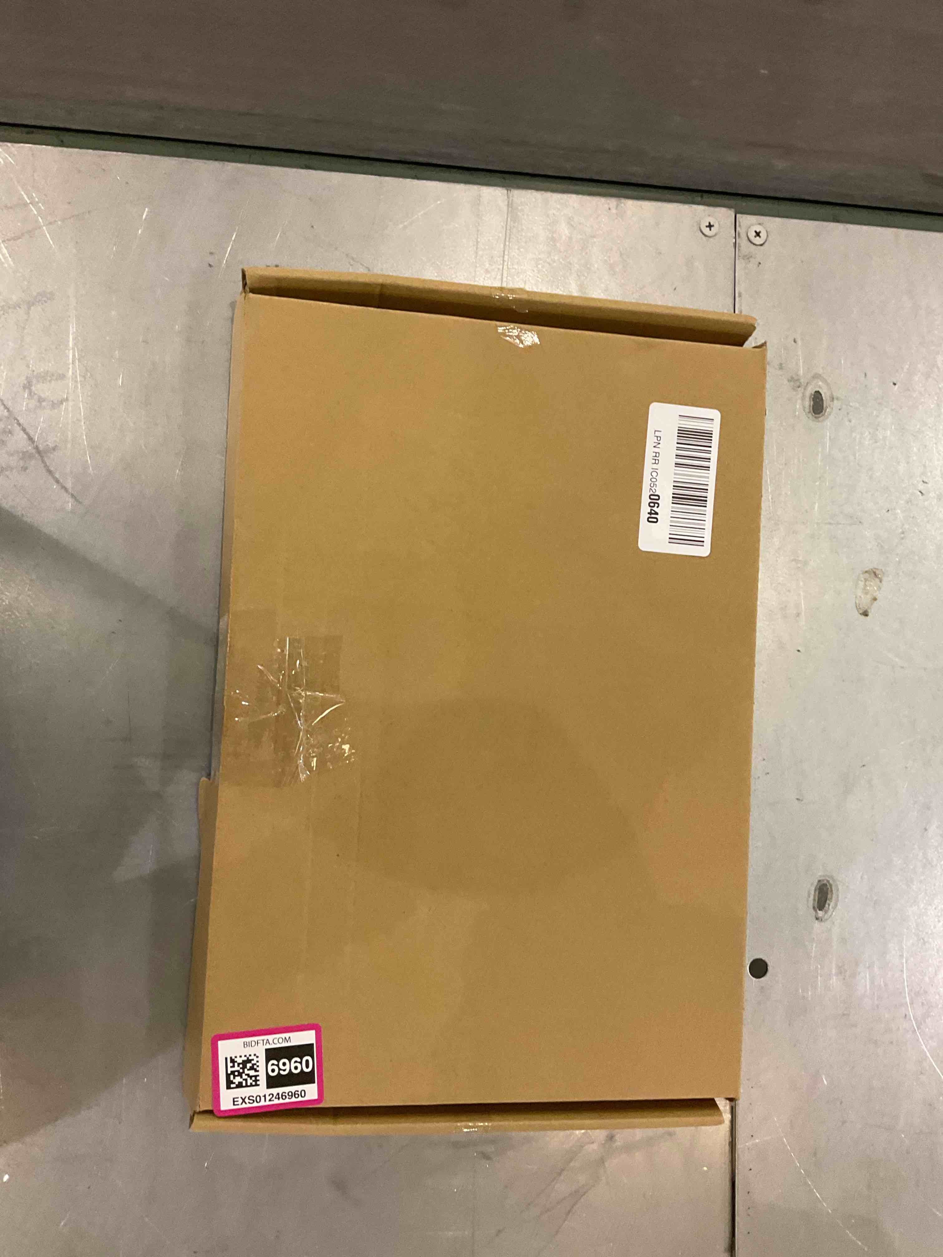 https://s3.amazonaws.com/lotting-images-prod/BargainHunt/EXS01246960_1710515655129.jpeg