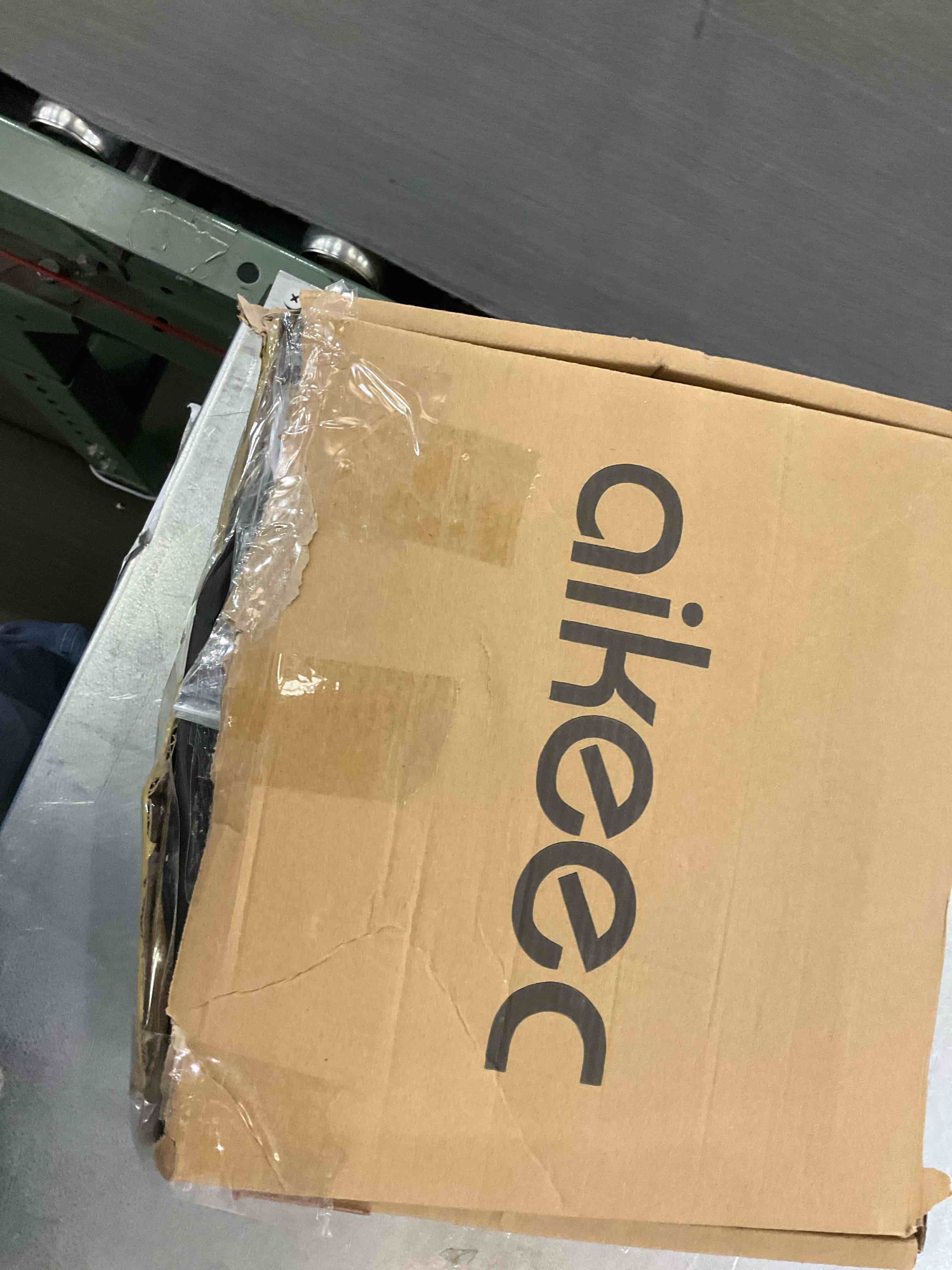 https://s3.amazonaws.com/lotting-images-prod/BargainHunt/EXS01246992_1710517857471.jpeg