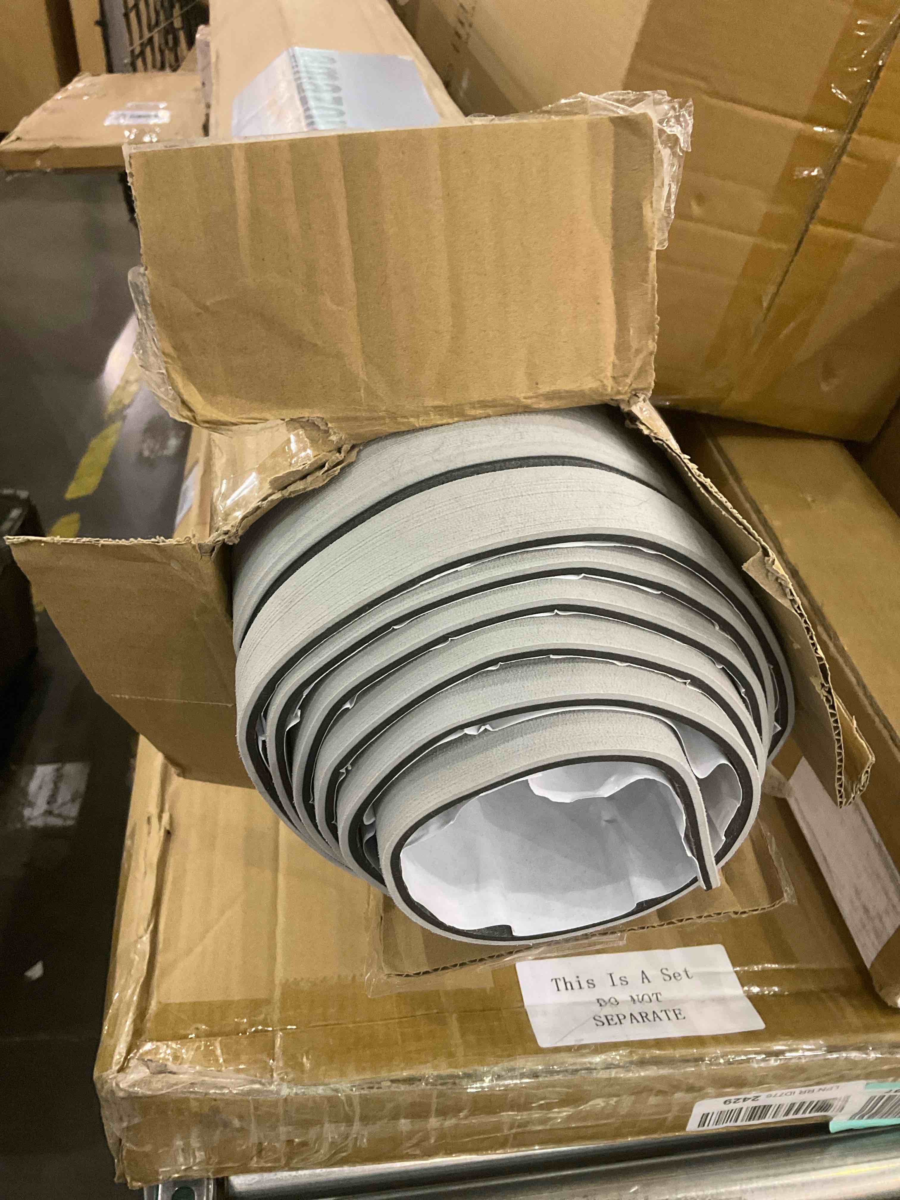 https://s3.amazonaws.com/lotting-images-prod/BargainHunt/EXS01247050_1713271632155.jpeg