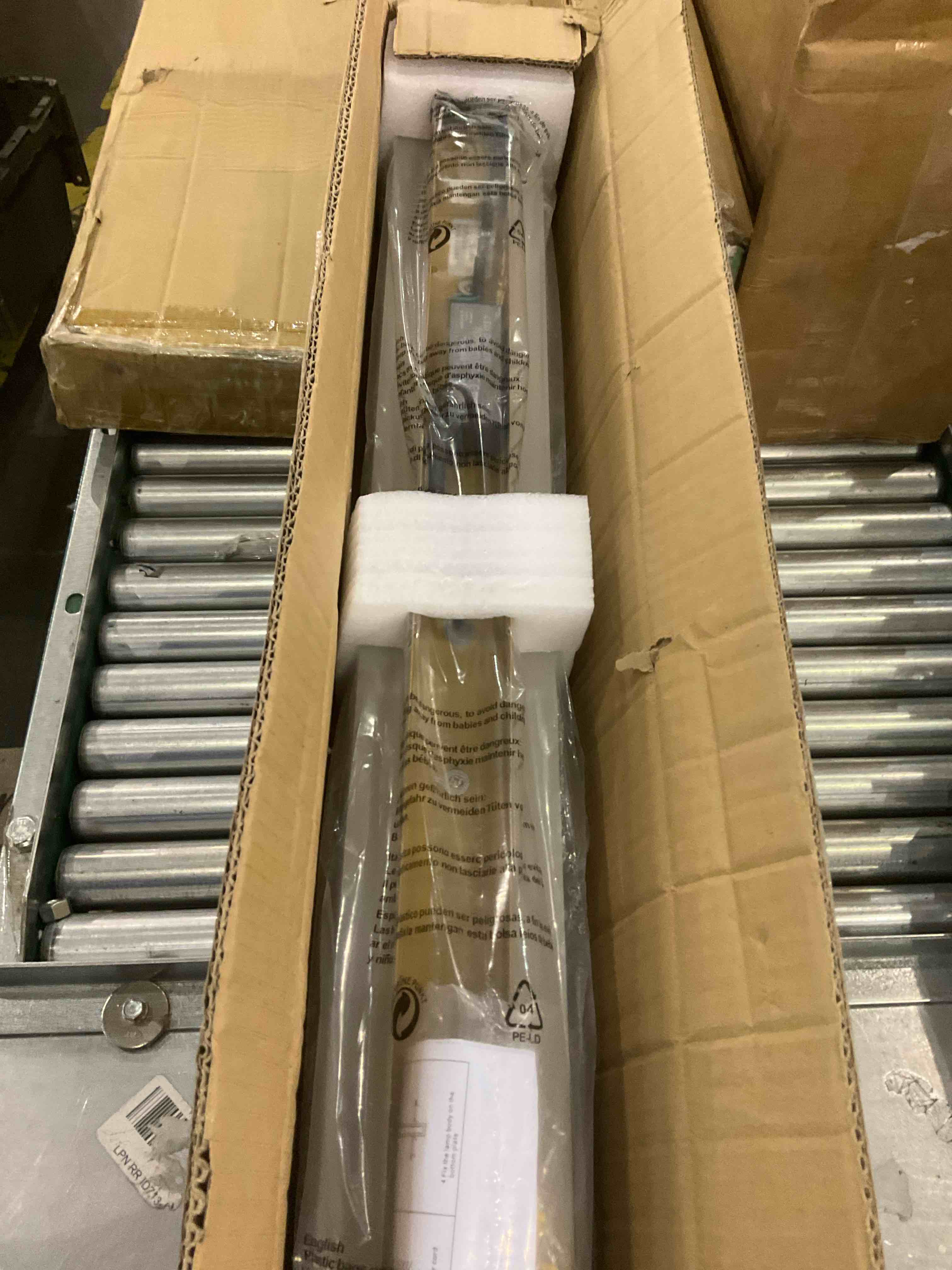 https://s3.amazonaws.com/lotting-images-prod/BargainHunt/EXS01247053_1713273886541.jpeg