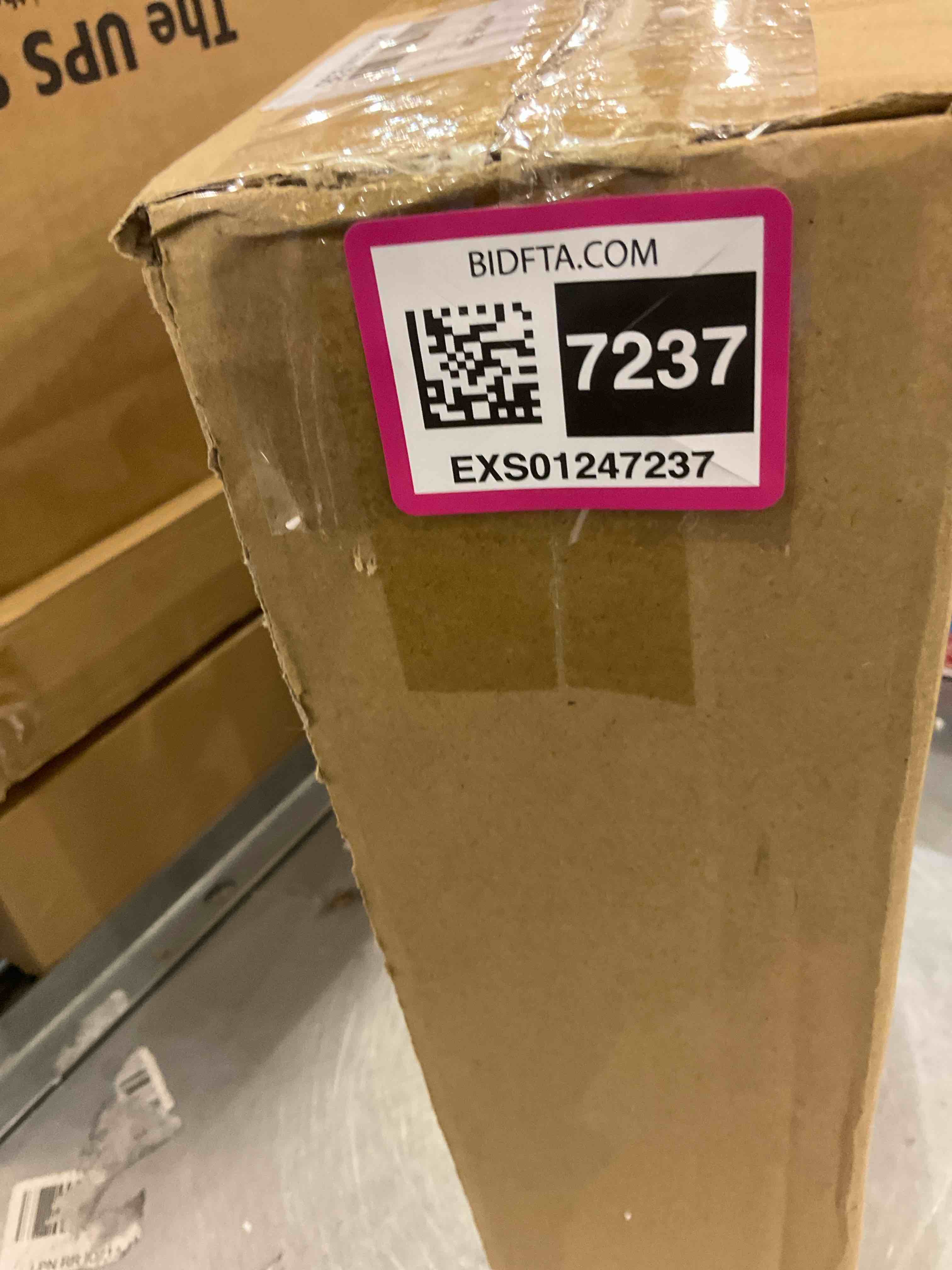 https://s3.amazonaws.com/lotting-images-prod/BargainHunt/EXS01247237_1713362929137.jpeg
