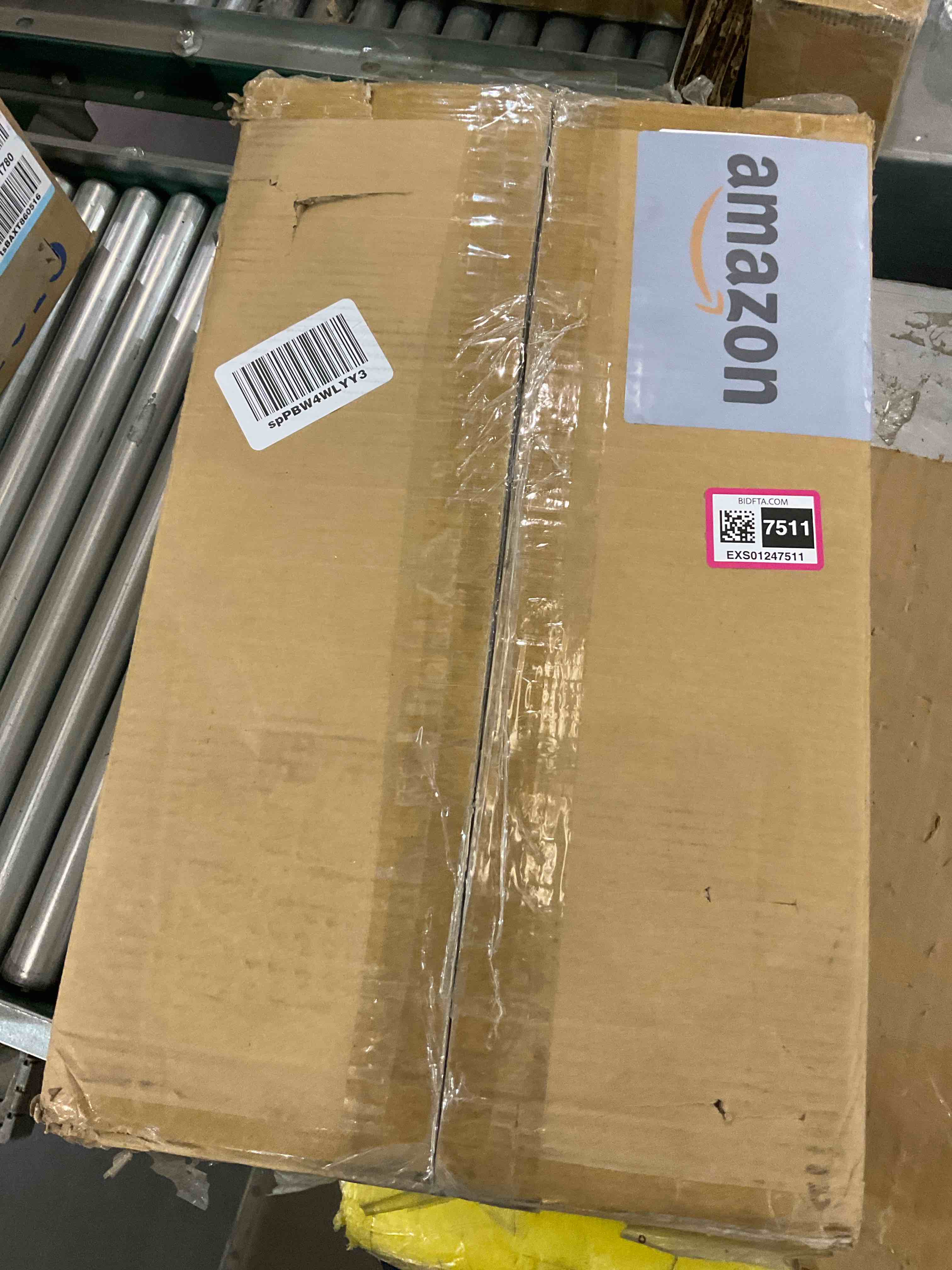 https://s3.amazonaws.com/lotting-images-prod/BargainHunt/EXS01247511_1709560110567.jpeg