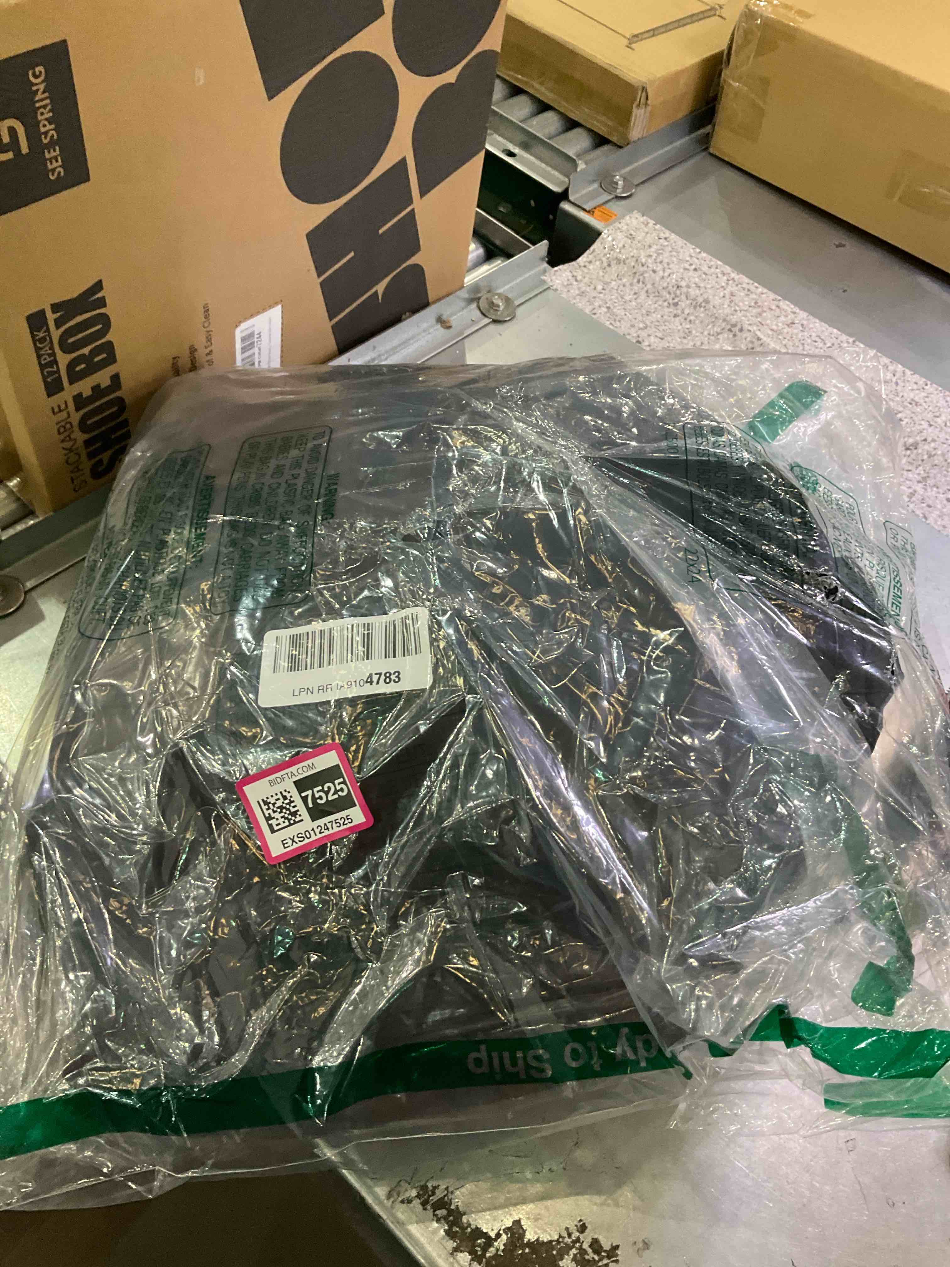 https://s3.amazonaws.com/lotting-images-prod/BargainHunt/EXS01247525_1709564500619.jpeg