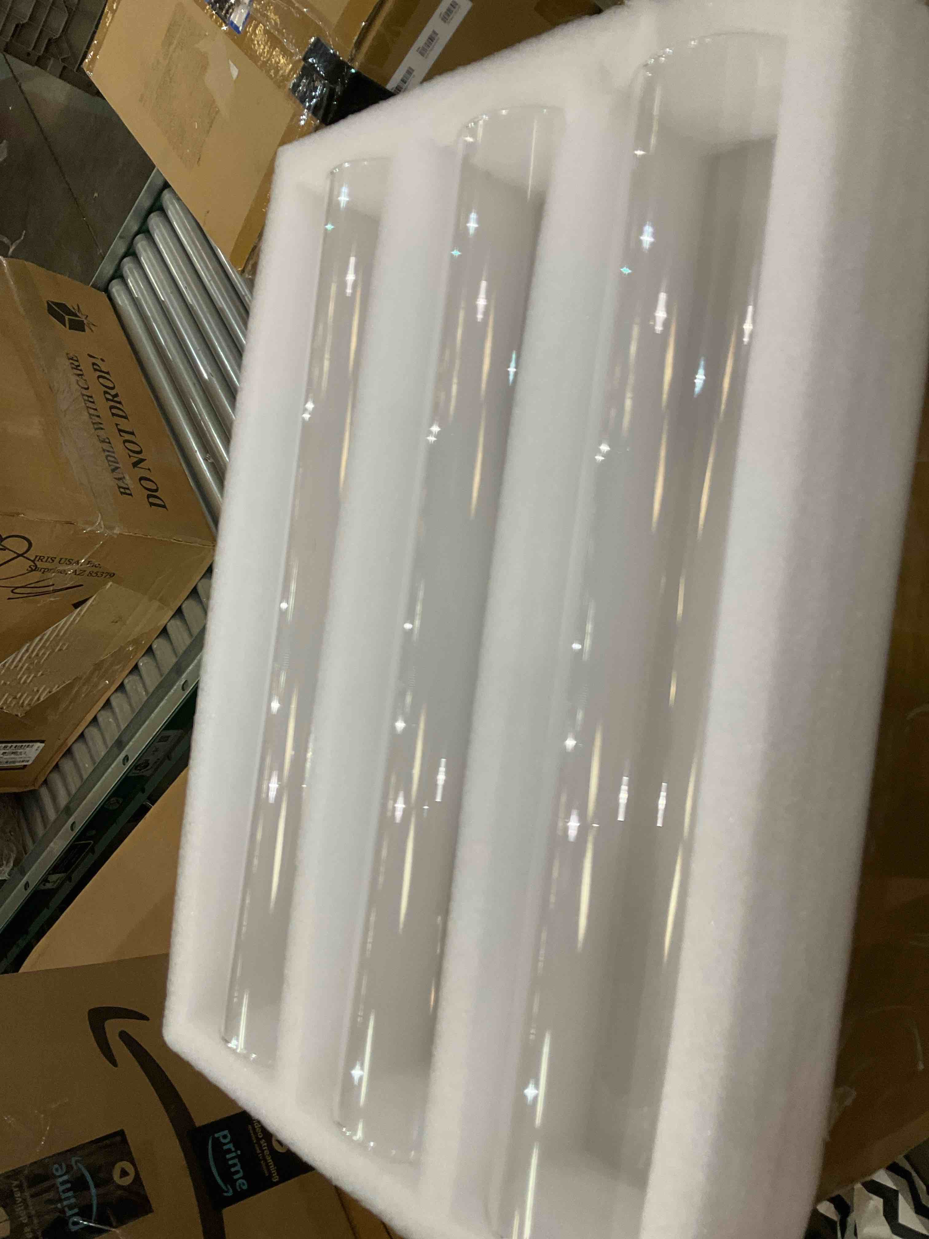 https://s3.amazonaws.com/lotting-images-prod/BargainHunt/EXS01247562_1709575409582.jpeg