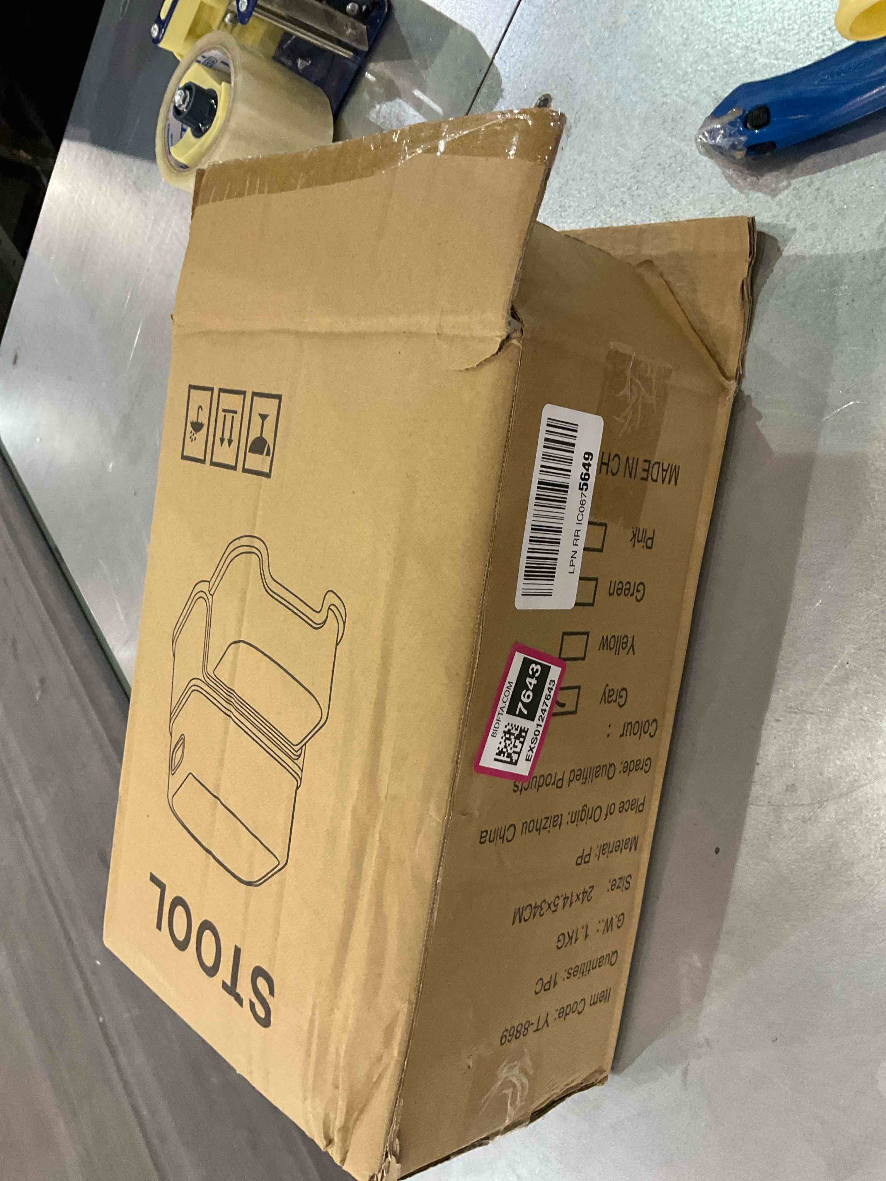 https://s3.amazonaws.com/lotting-images-prod/BargainHunt/EXS01247644_1709818423847.jpeg