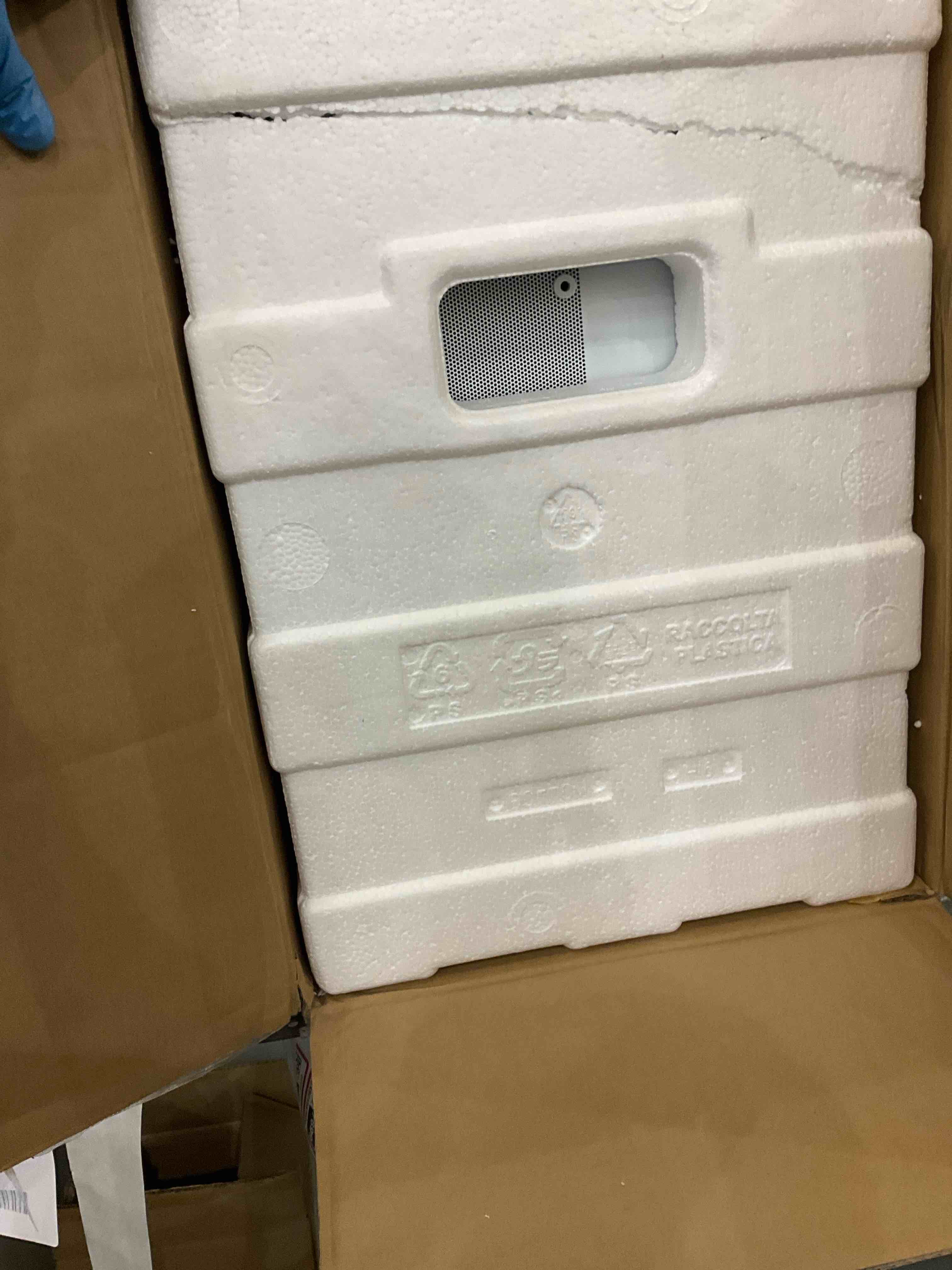 https://s3.amazonaws.com/lotting-images-prod/BargainHunt/EXS01247693_1709827096474.jpeg