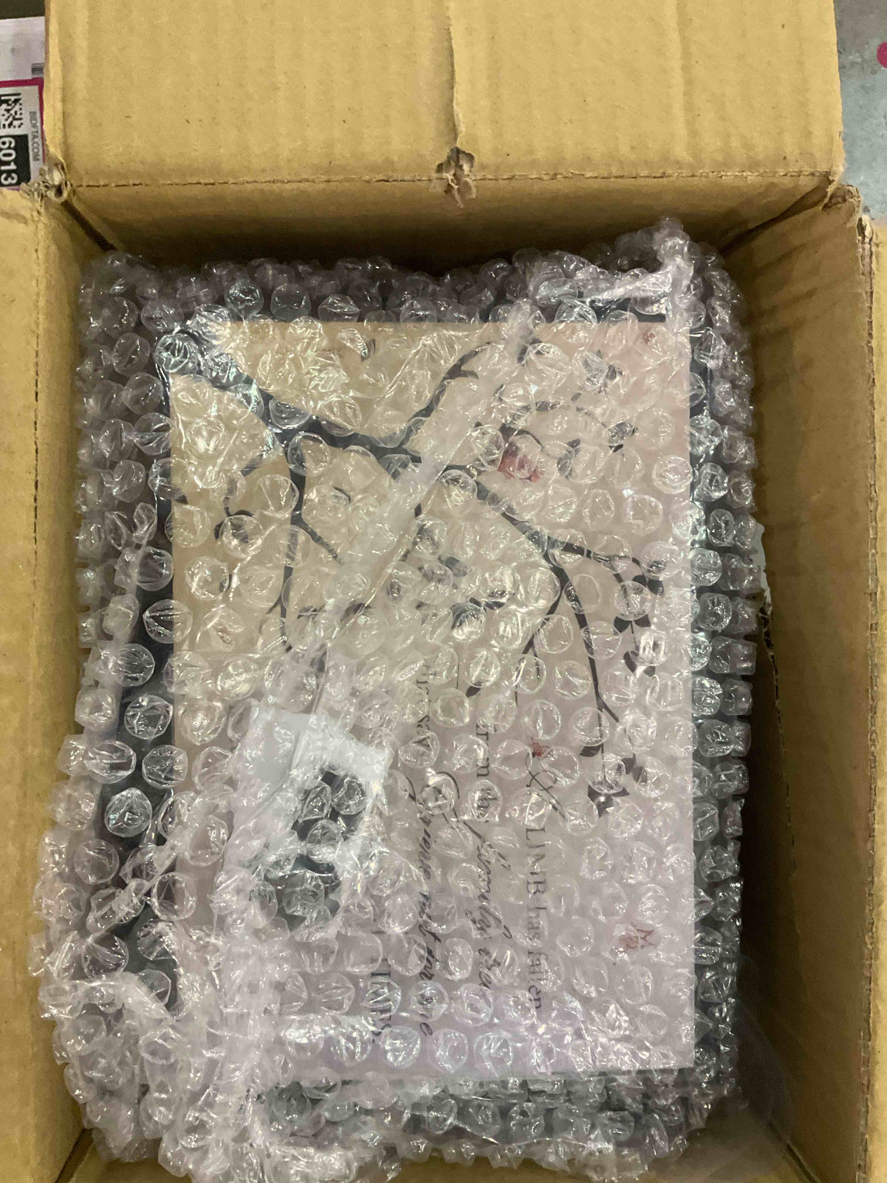 https://s3.amazonaws.com/lotting-images-prod/BargainHunt/EXS01248118_1709731065975.jpeg