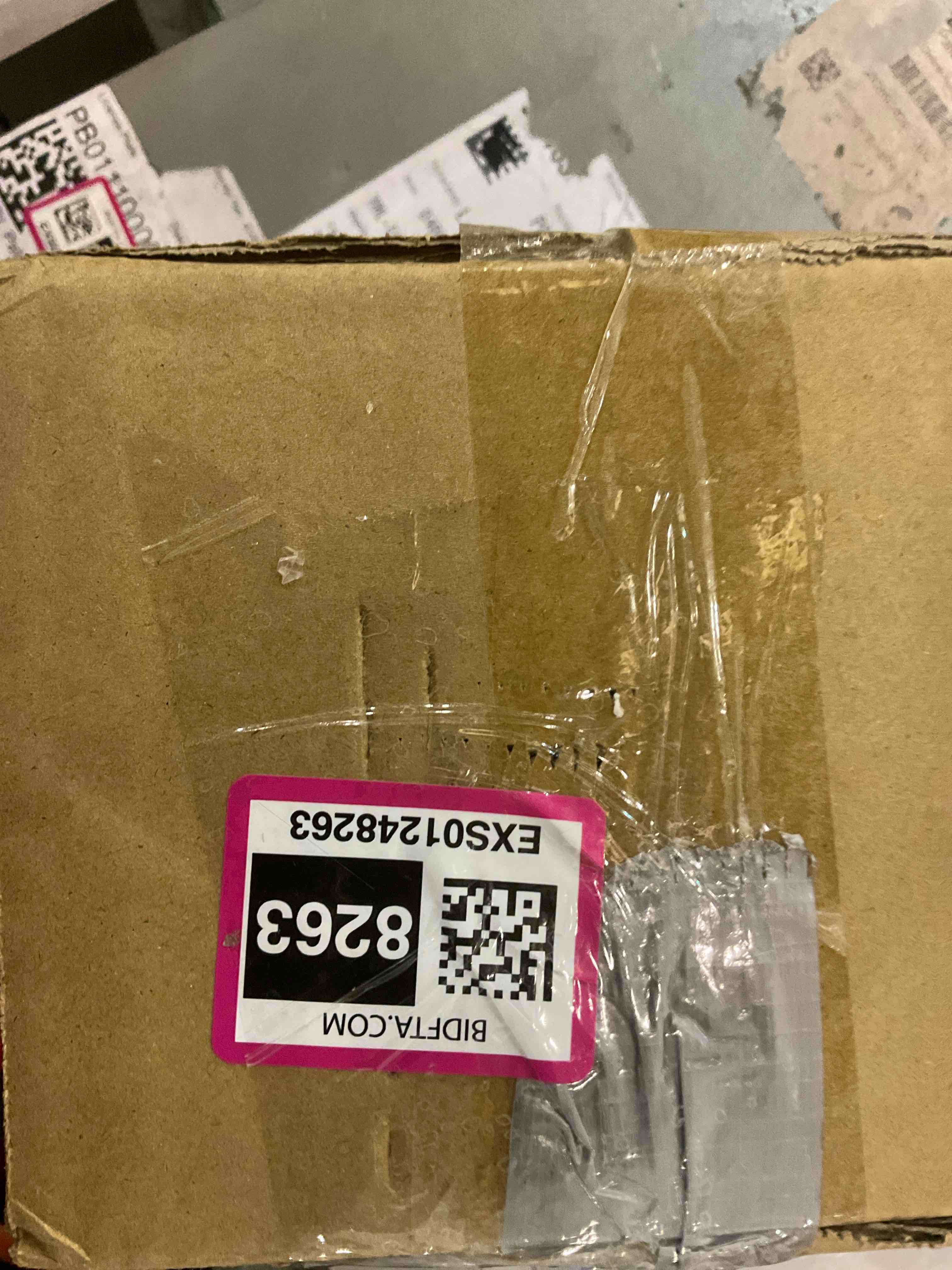 https://s3.amazonaws.com/lotting-images-prod/BargainHunt/EXS01248263_1709747757231.jpeg