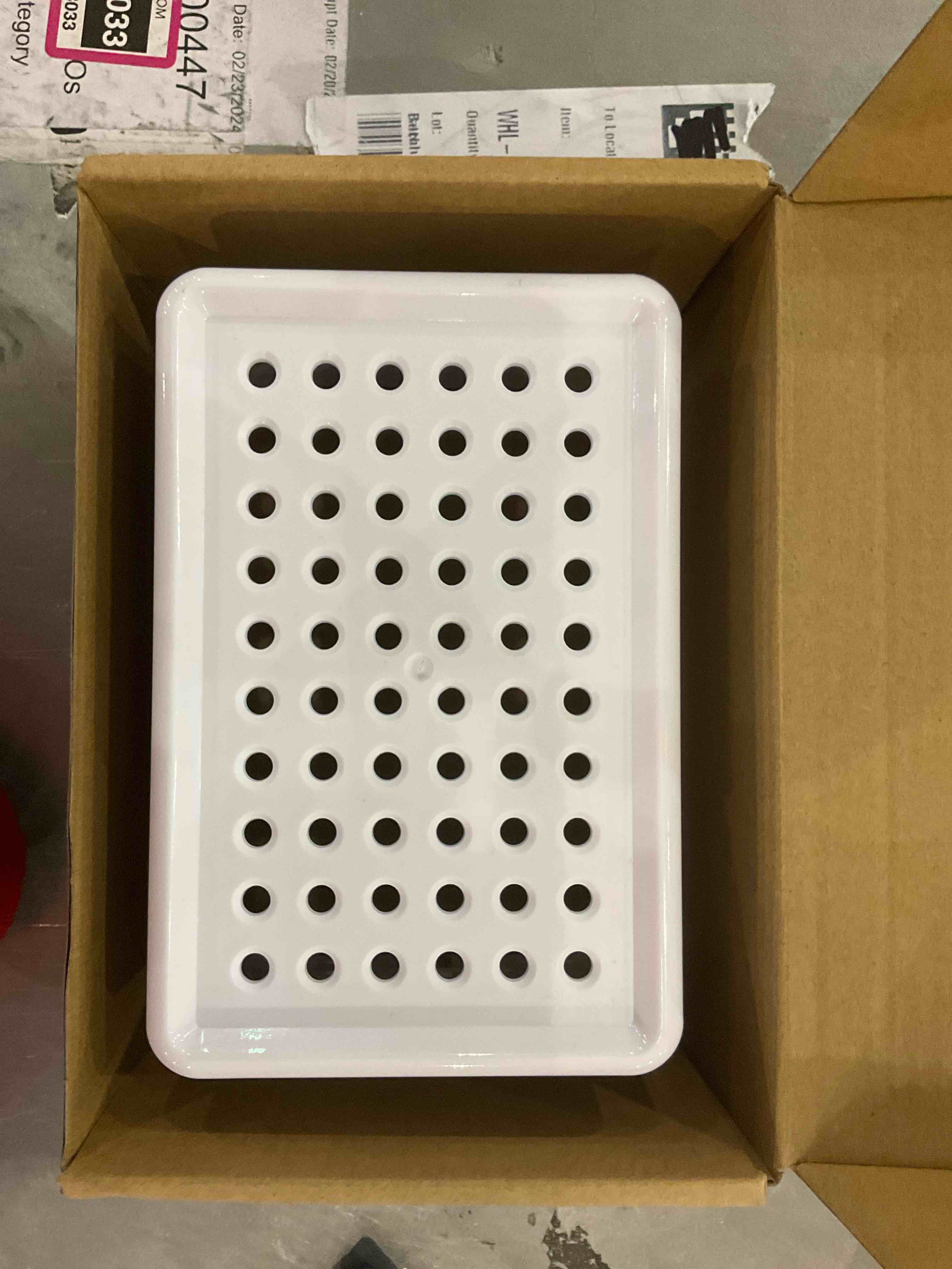 https://s3.amazonaws.com/lotting-images-prod/BargainHunt/EXS01248270_1709747664309.jpeg