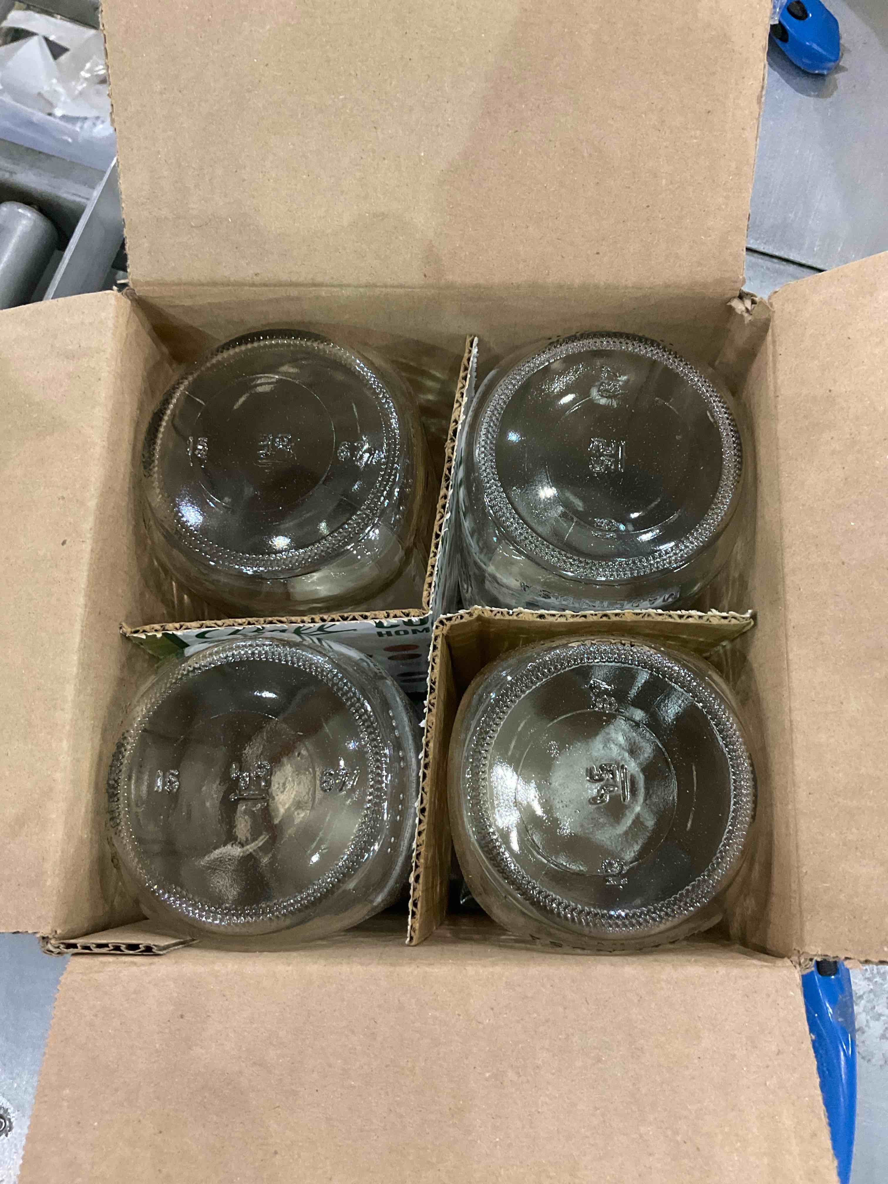 https://s3.amazonaws.com/lotting-images-prod/BargainHunt/EXS01248908_1709914817237.jpeg