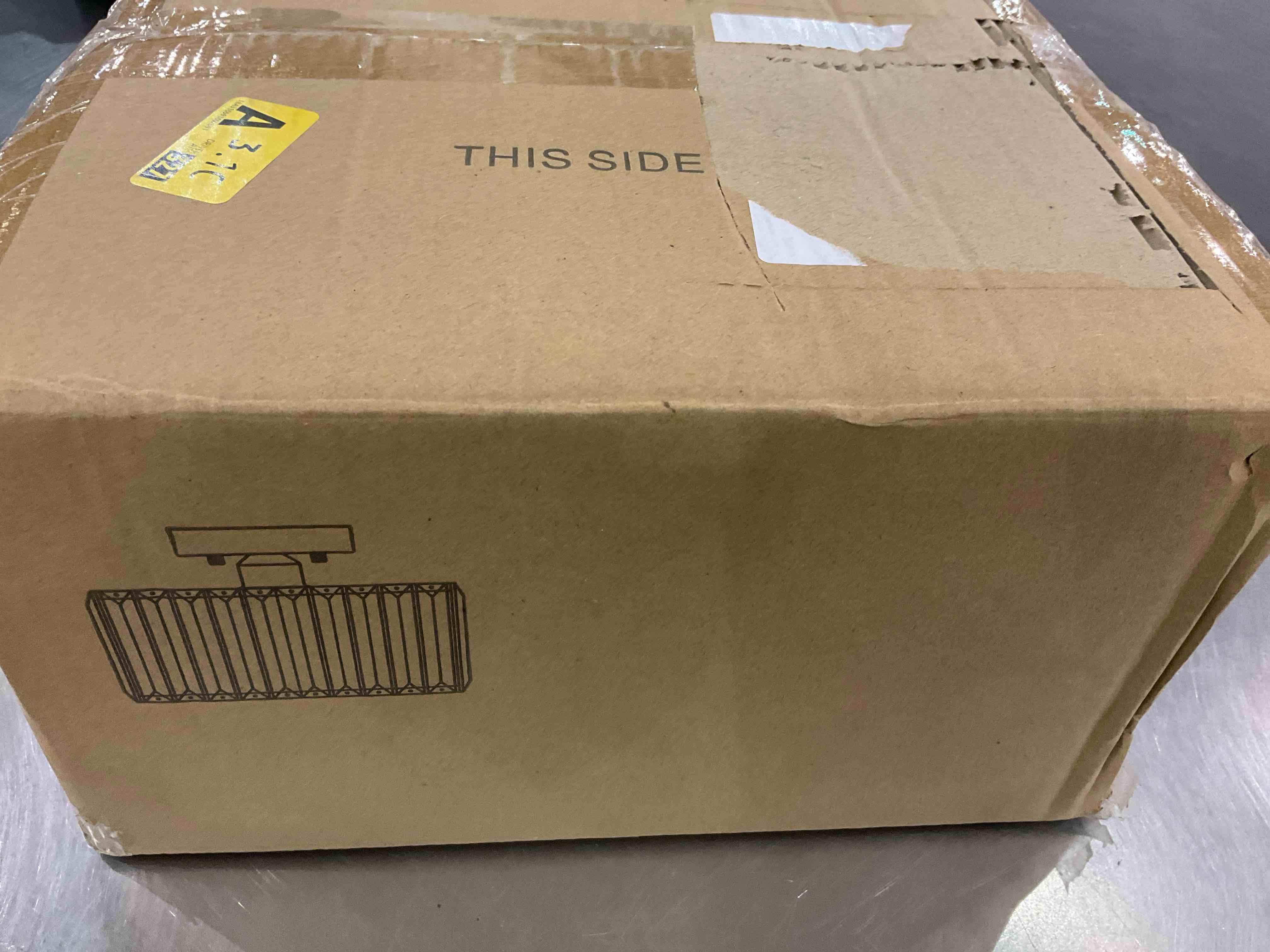 https://s3.amazonaws.com/lotting-images-prod/BargainHunt/EXS01249110_1710337053787.jpeg