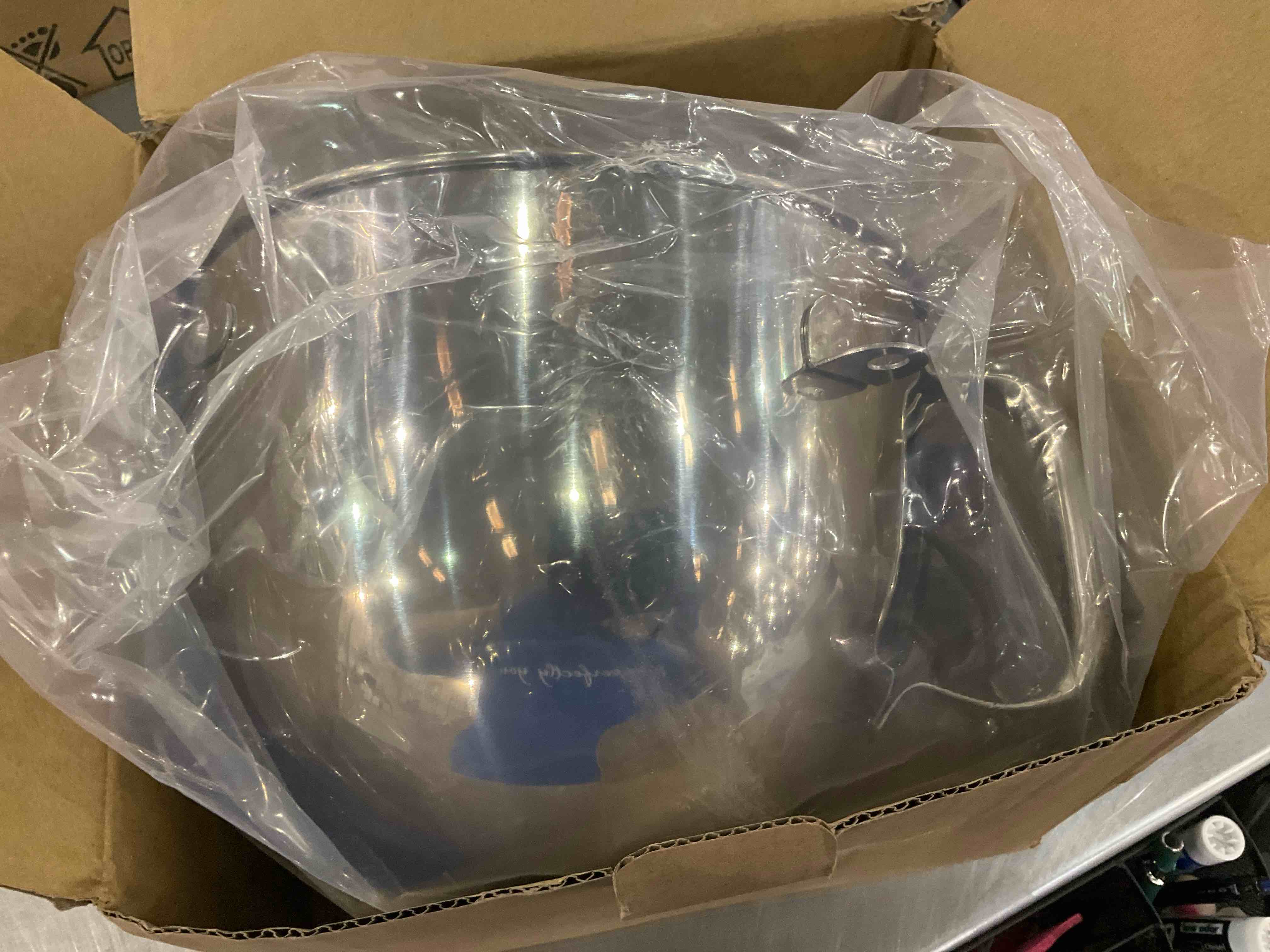 https://s3.amazonaws.com/lotting-images-prod/BargainHunt/EXS01249112_1710337477998.jpeg