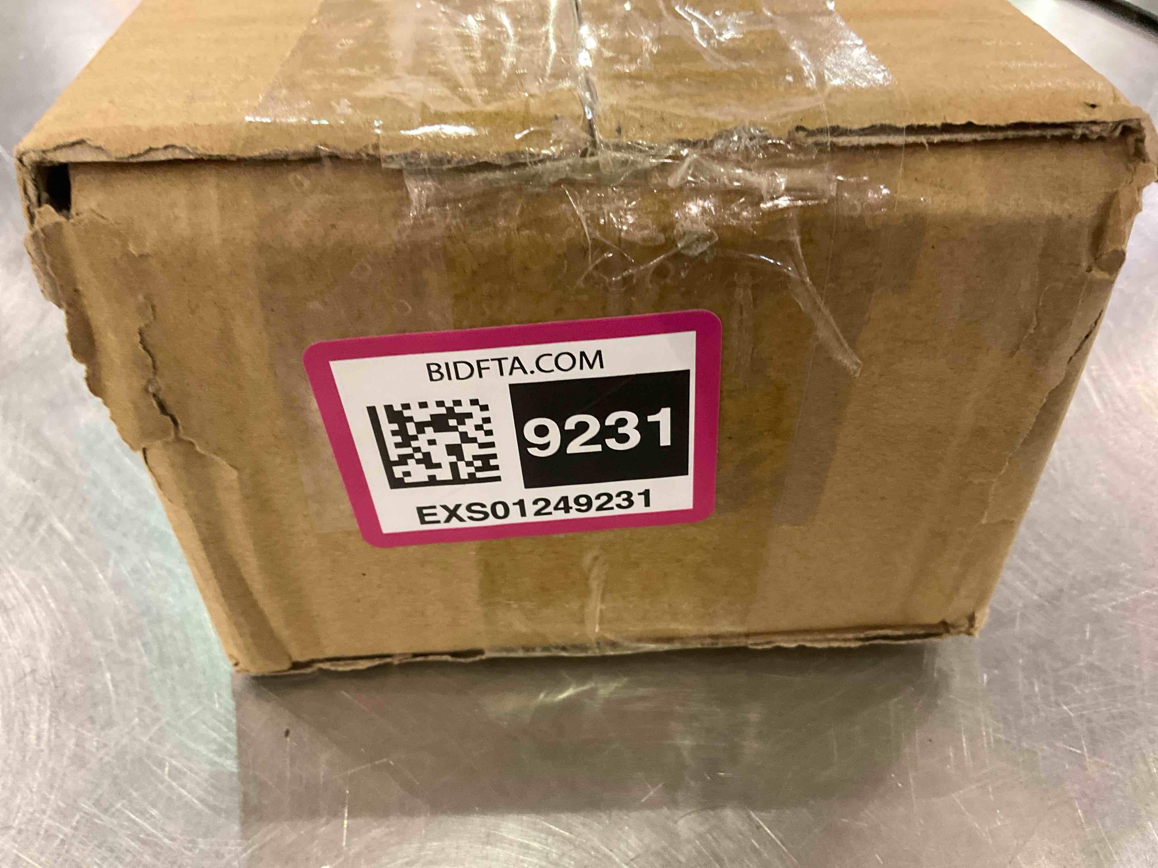 https://s3.amazonaws.com/lotting-images-prod/BargainHunt/EXS01249231_1710417189117.jpeg