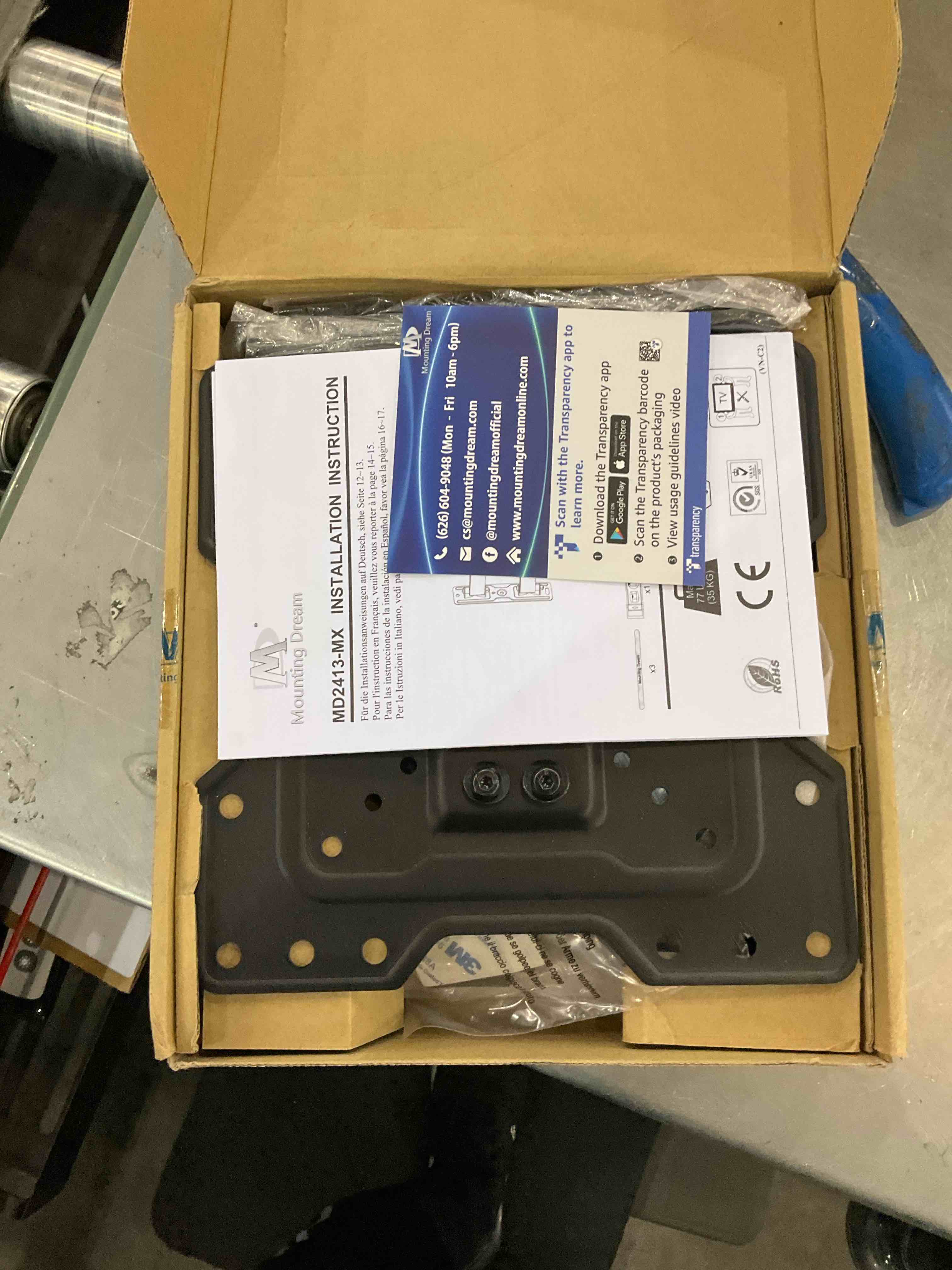 https://s3.amazonaws.com/lotting-images-prod/BargainHunt/EXS01249736_1709818444989.jpeg