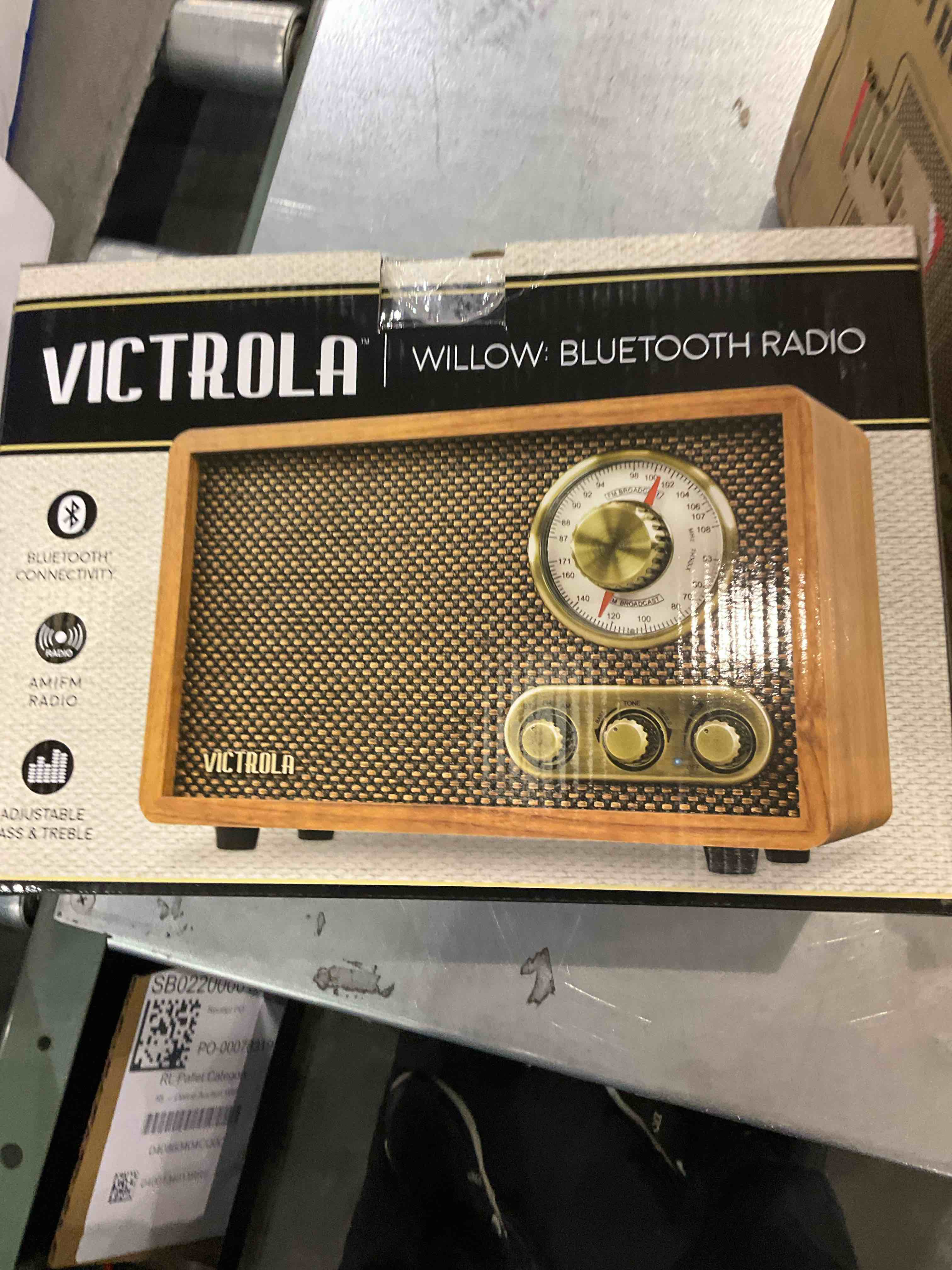 Victrola radio 