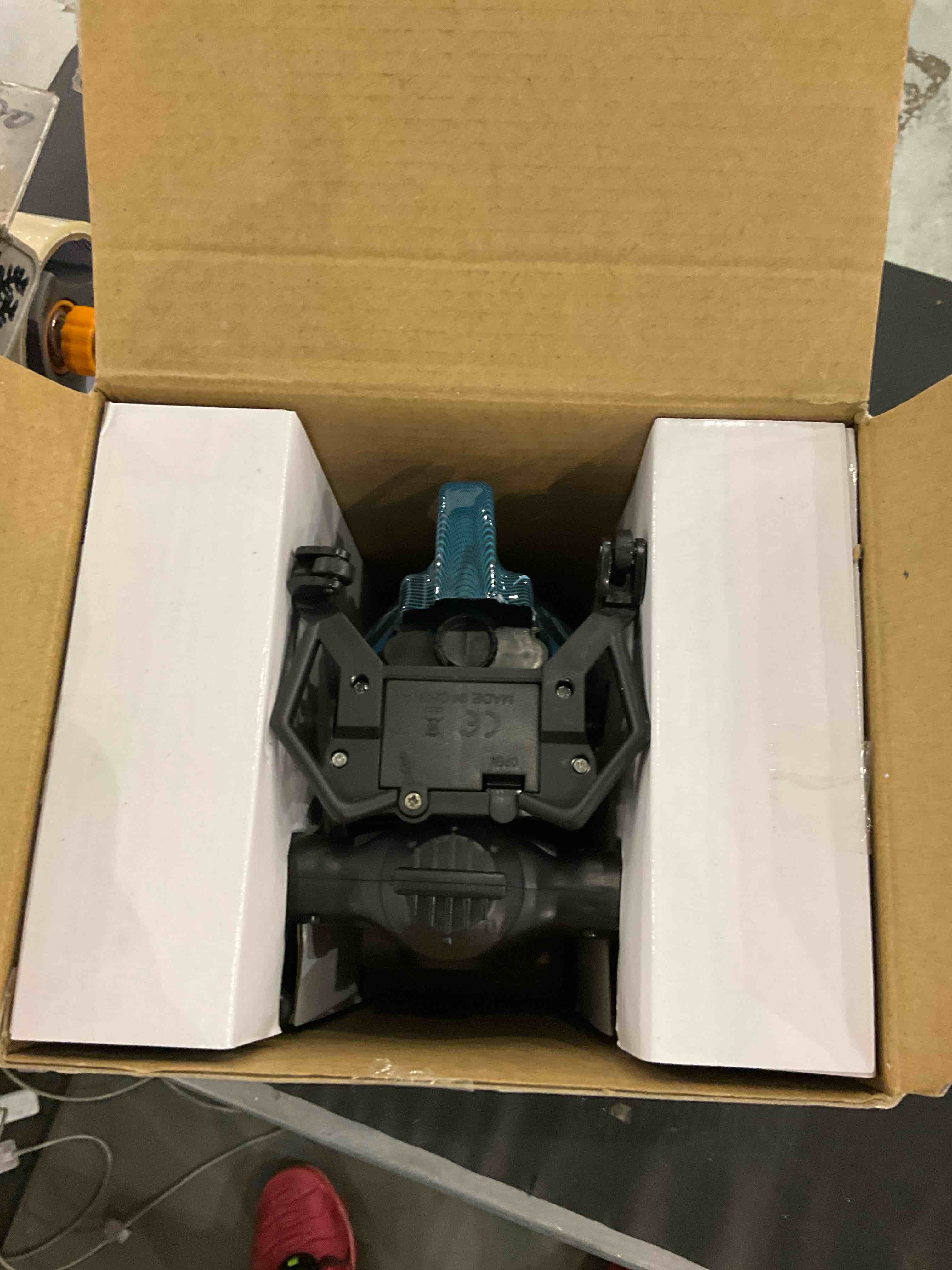 https://s3.amazonaws.com/lotting-images-prod/BargainHunt/EXS01250573_1712231470481.jpeg