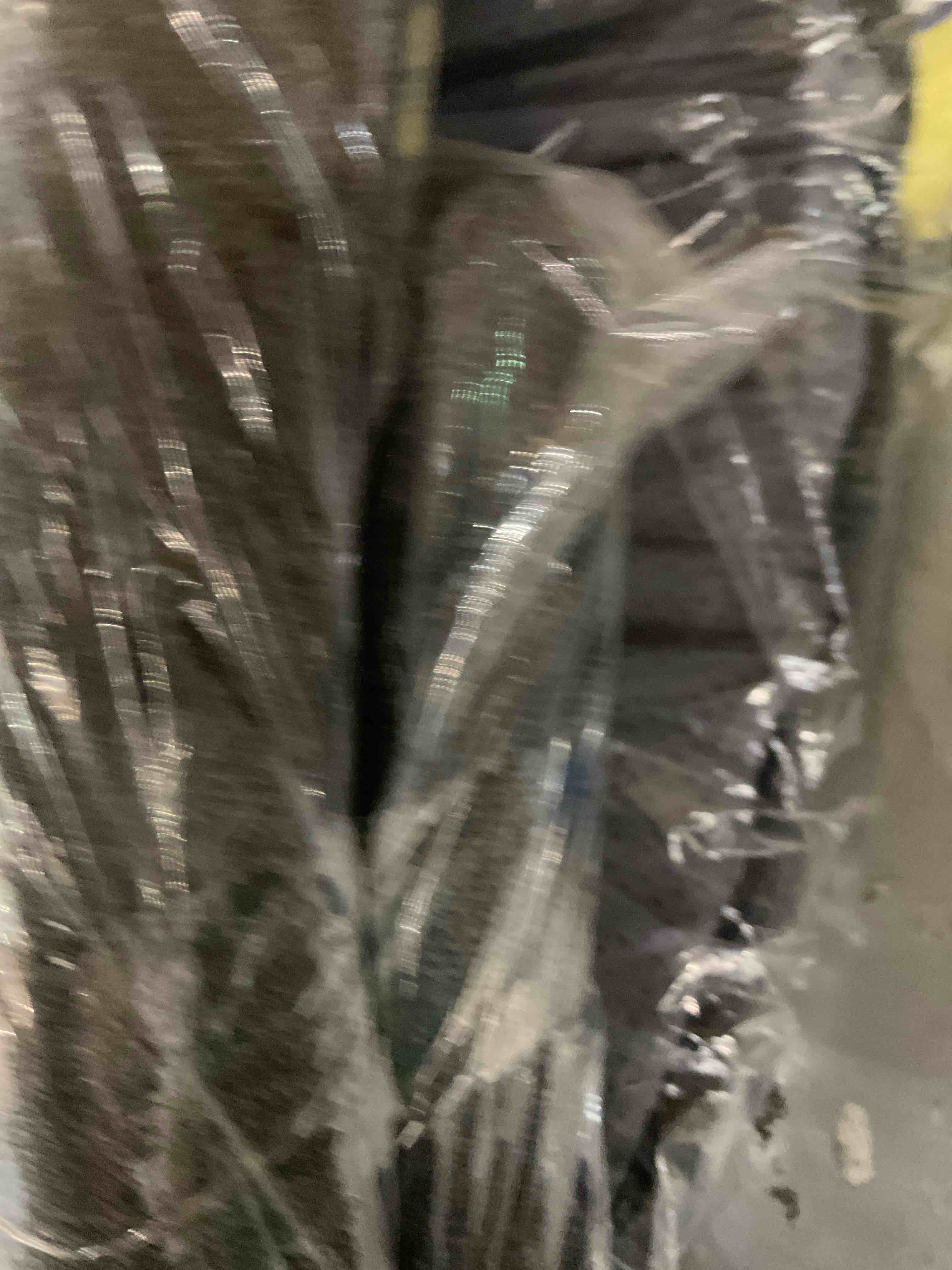 https://s3.amazonaws.com/lotting-images-prod/BargainHunt/EXS01250638_1712676410854.jpeg