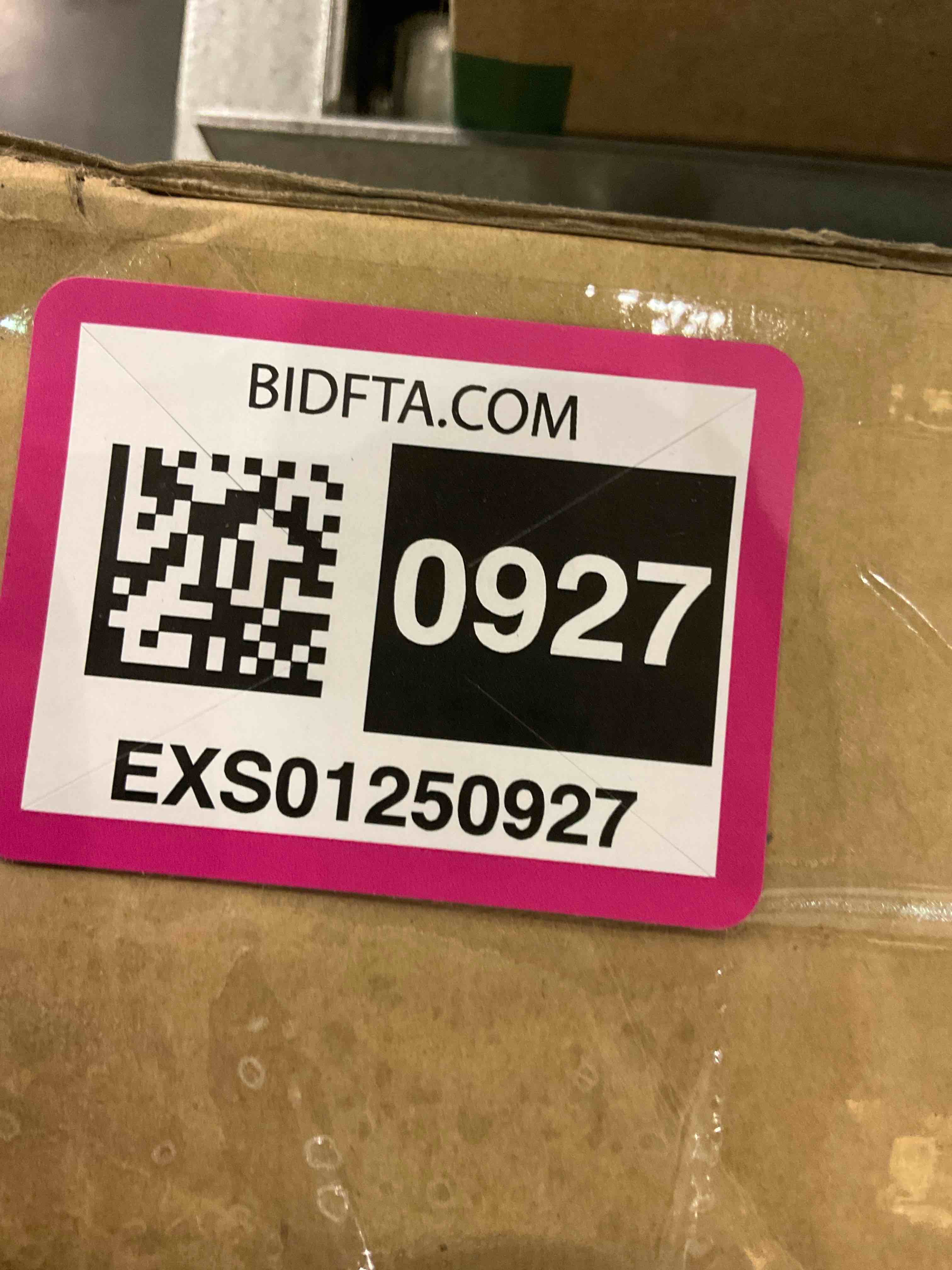 https://s3.amazonaws.com/lotting-images-prod/BargainHunt/EXS01250927_1714047425446.jpeg